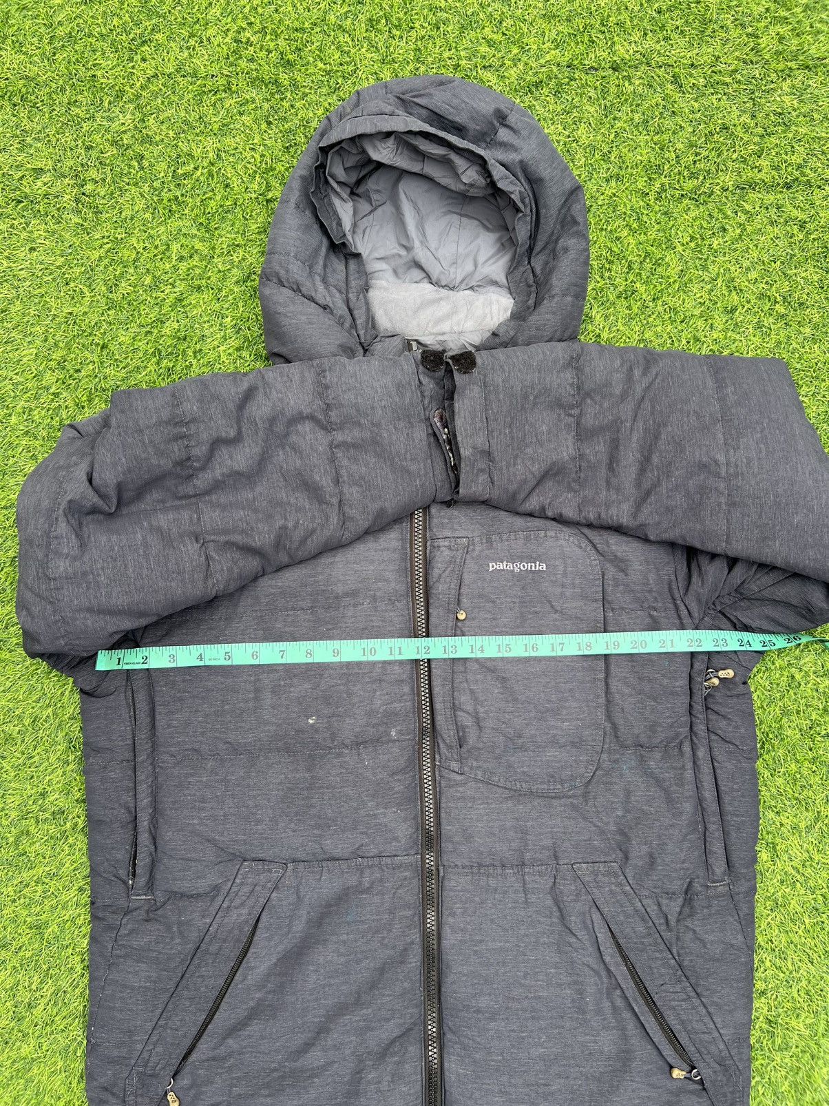 Patagonia Patagonia Primo Down Jacket - Men's Medium (charcoal Gray) Size US M / EU 48-50 / 2 - 8 Thumbnail