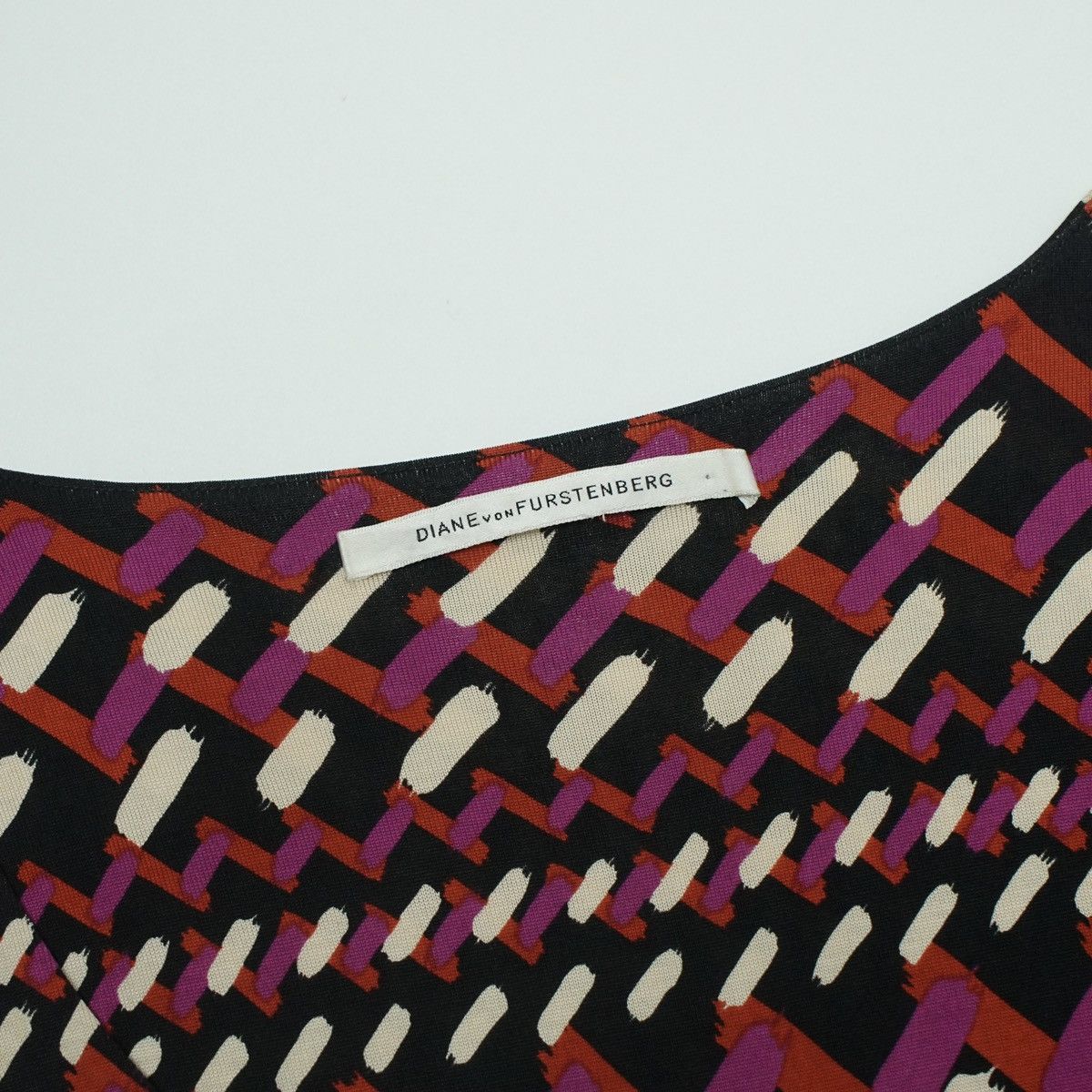Diane von Furstenberg *NoTariff Diane von Furstenberg Pattern Dress Size ONE SIZE - 6 Thumbnail