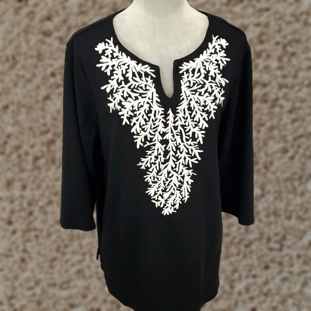 Quacker Factory VINTAGE? No, it's Quacker Factory Sweater Womens XL Black Embroidered Neck 3/4 Sleeve V-Neck Pullover Knit Top Holiday Theme Size XL / US 12-14 / IT 48-50 - 1 Thumbnail