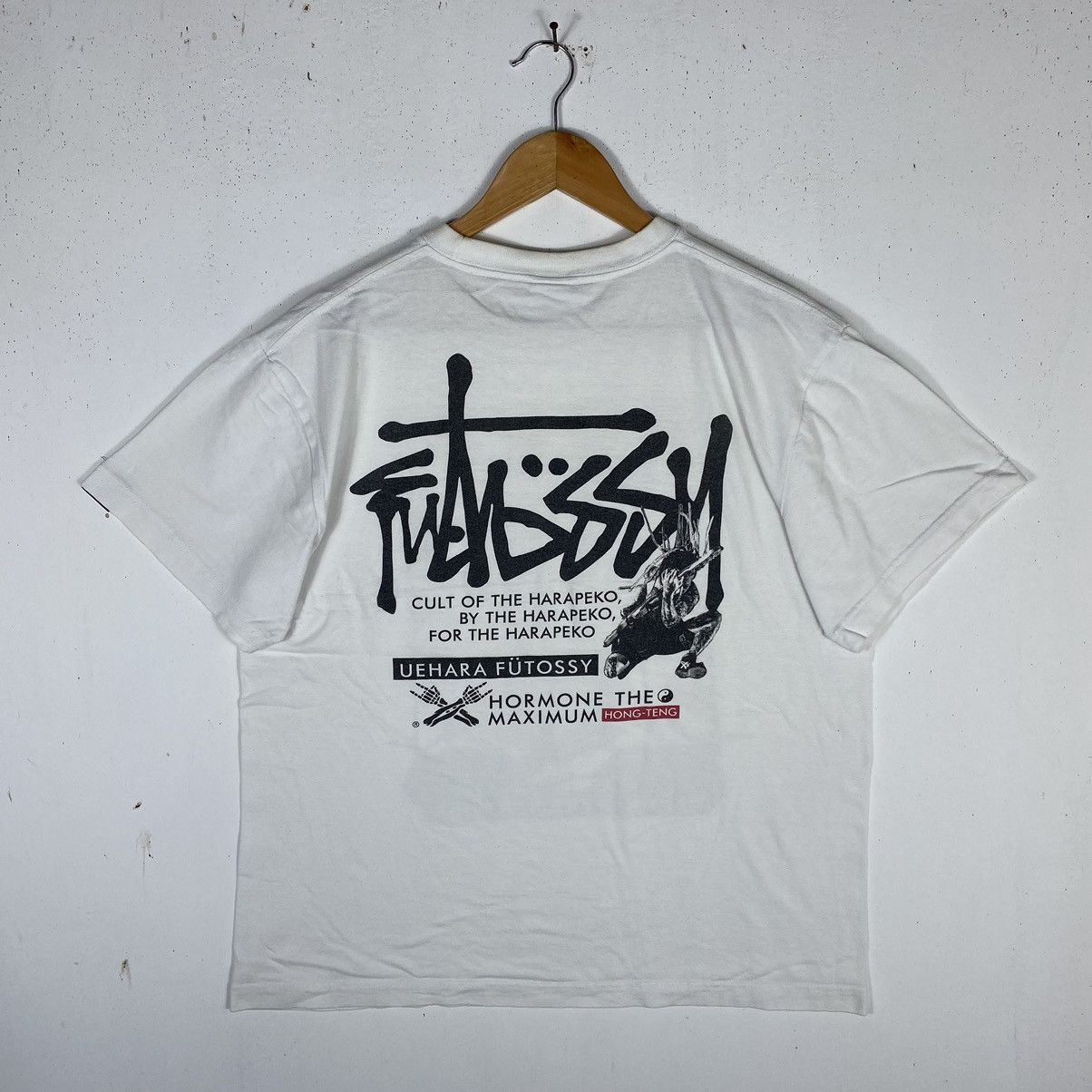 Band Tees × Vintage Vintage MAXIMUM THE HORMONE Band UEHARA FUTOSSY Tee Size US L / EU 52-54 / 3 - 5 Thumbnail