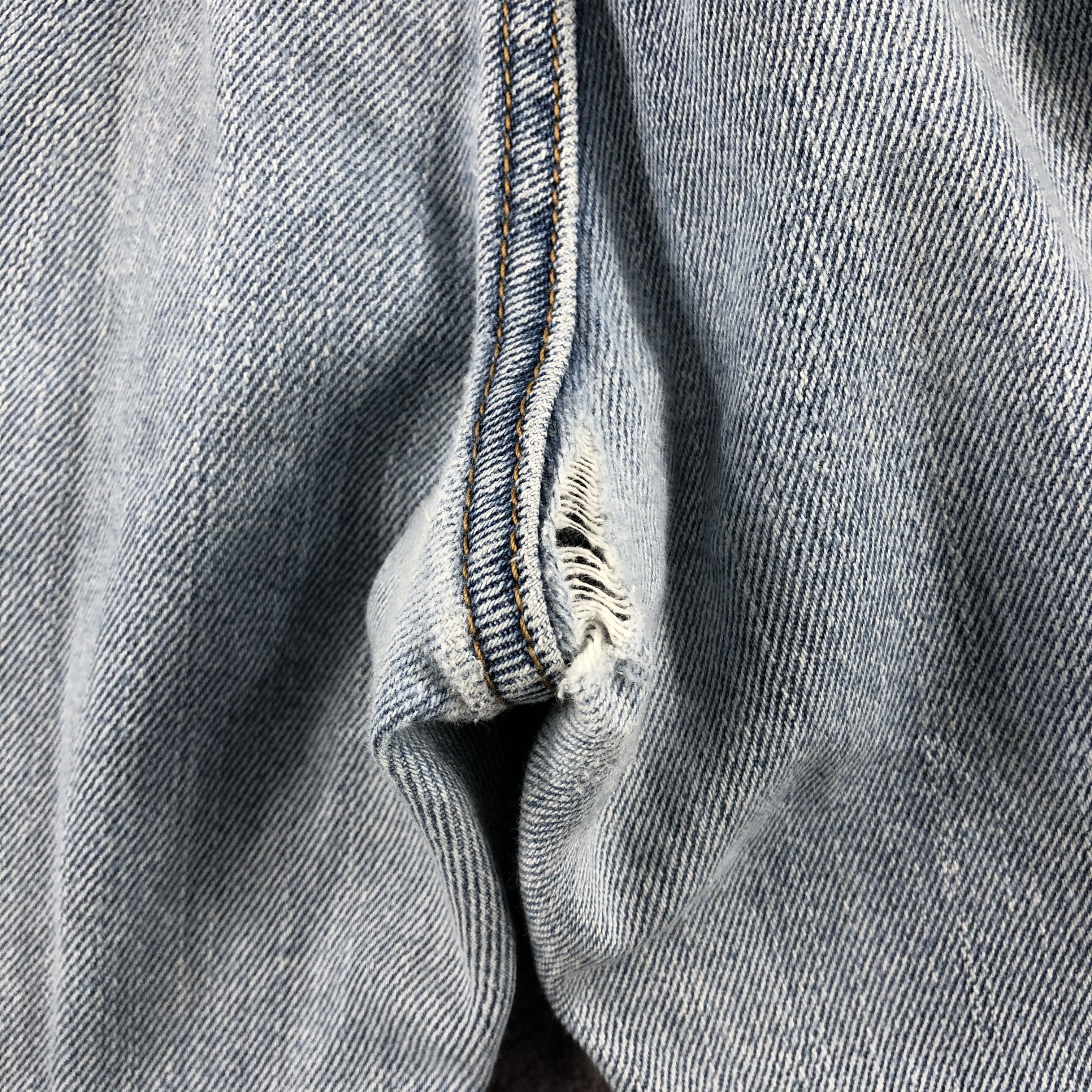 Levi's × Vintage Vintage Light Wash Levis 505 Jeans-JM2469 Size US 34 / EU 50 - 5 Thumbnail