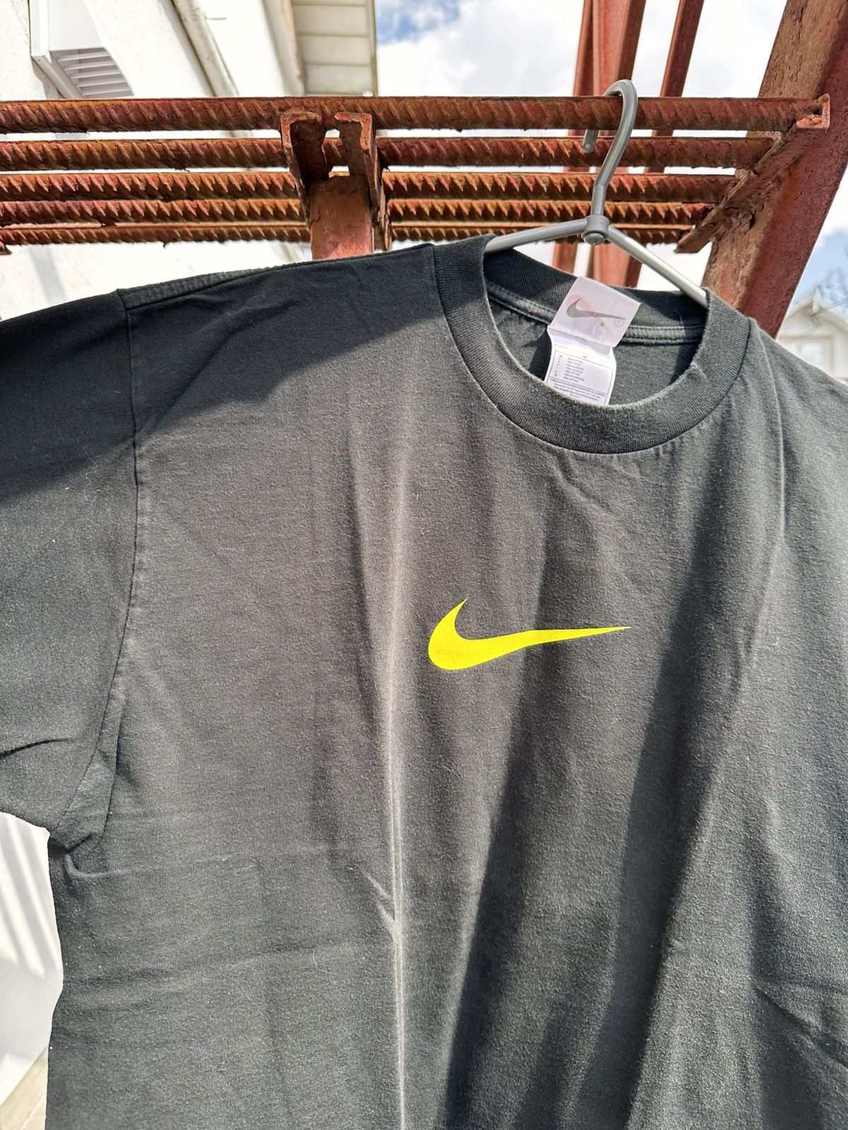 Nike Vintage Nike Center Swoosh T Shirt Faded BlackYellow Size L Size US L / EU 52-54 / 3 - 2 Thumbnail