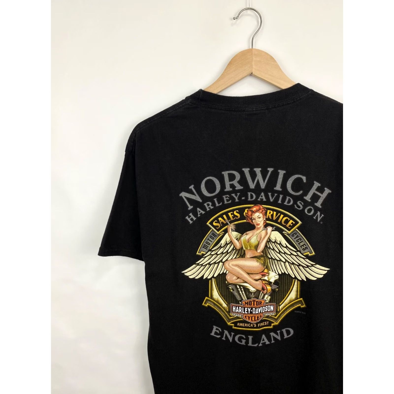 Harley Davidson VINTAGE Harley-Davidson T-Shirt Mens Shirt L Black England Sexy Girl Choppers Y2K Size US L / EU 52-54 / 3 - 4 Thumbnail