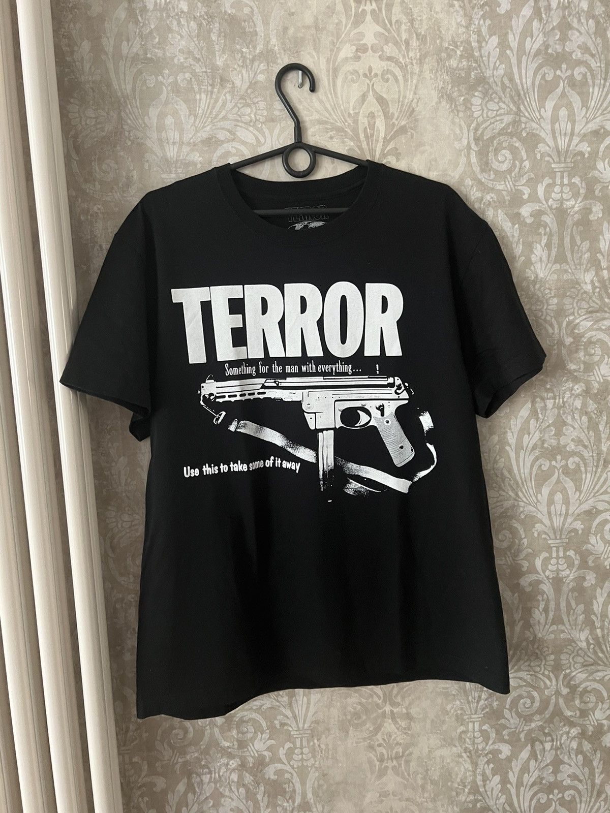 Vintage Vintage Terror Worldwine T-Shirt Tee Size US L / EU 52-54 / 3 - 1 Thumbnail