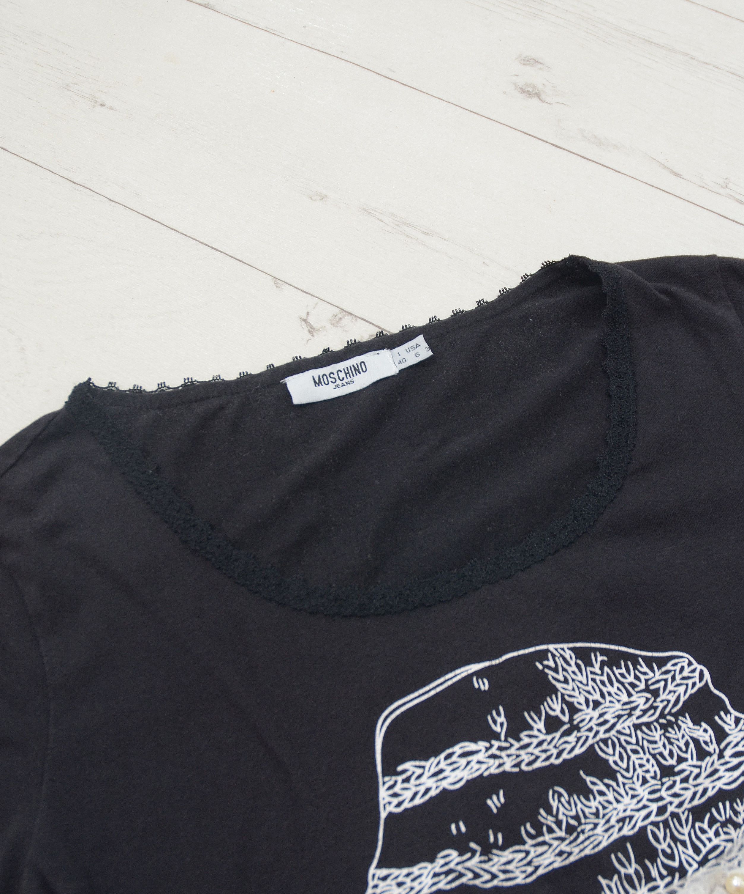 Moschino × Vintage Vintage Y2K Moschino jeans cropped t-shirt / tee S designer Size M / US 6-8 / IT 42-44 - 6 Thumbnail