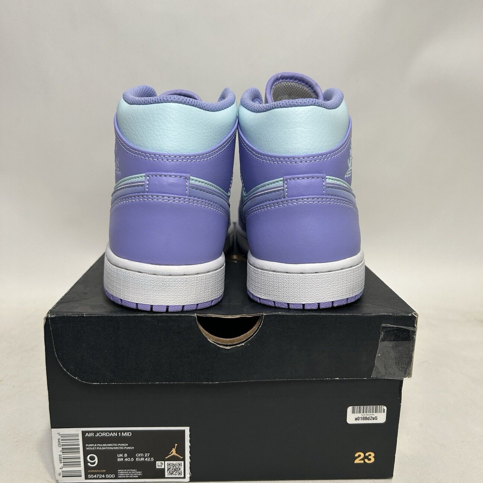 Nike Nike Air Jordan 1 Retro Mid “Purple Pulse/Arctic Punch” 2024 Size US 9 / EU 42 - 4 Thumbnail