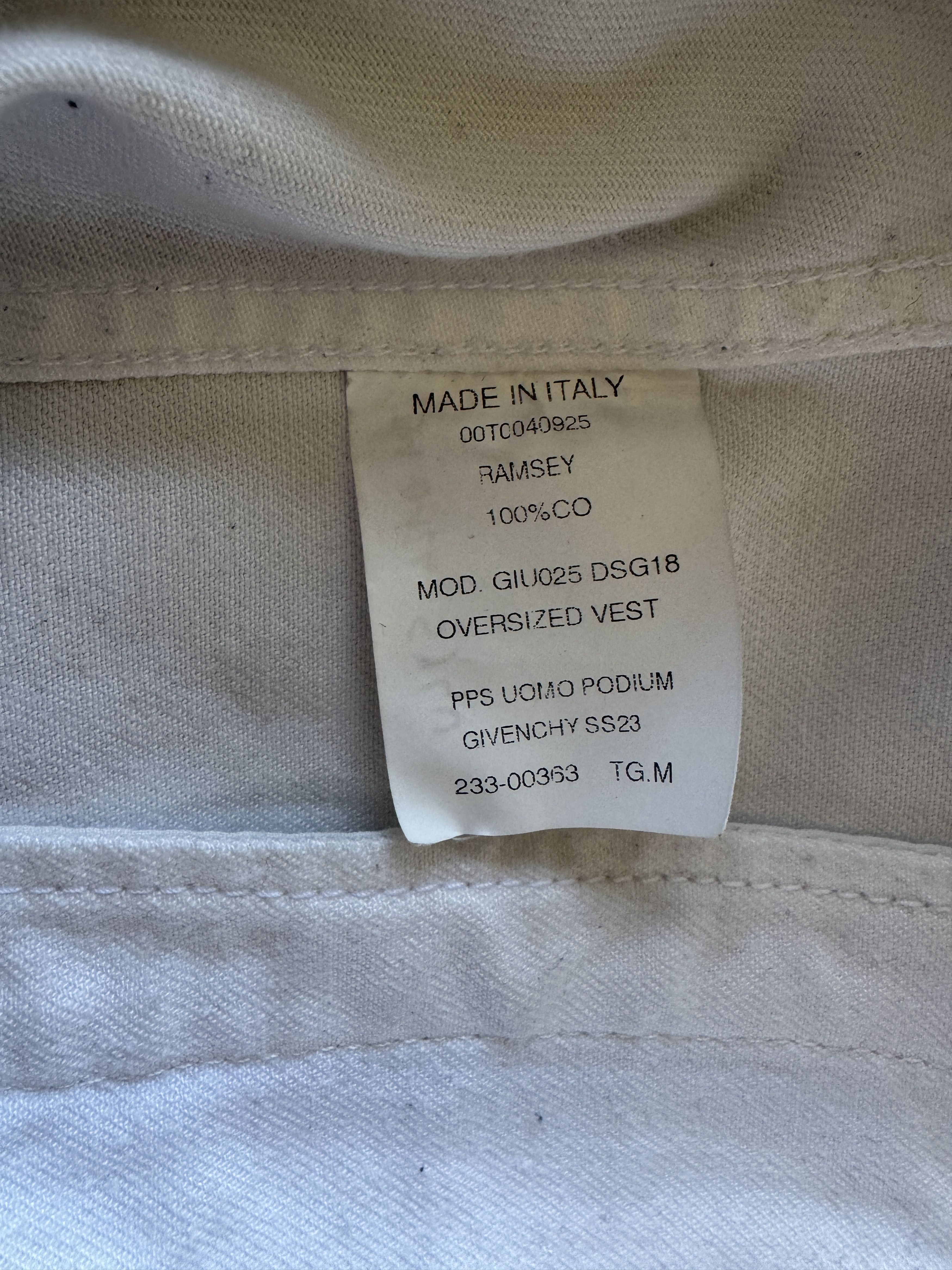 Givenchy 4G Graffiti-Print Reflective Denim Vest – Runway Sample Size US M / EU 48-50 / 2 - 17 Thumbnail