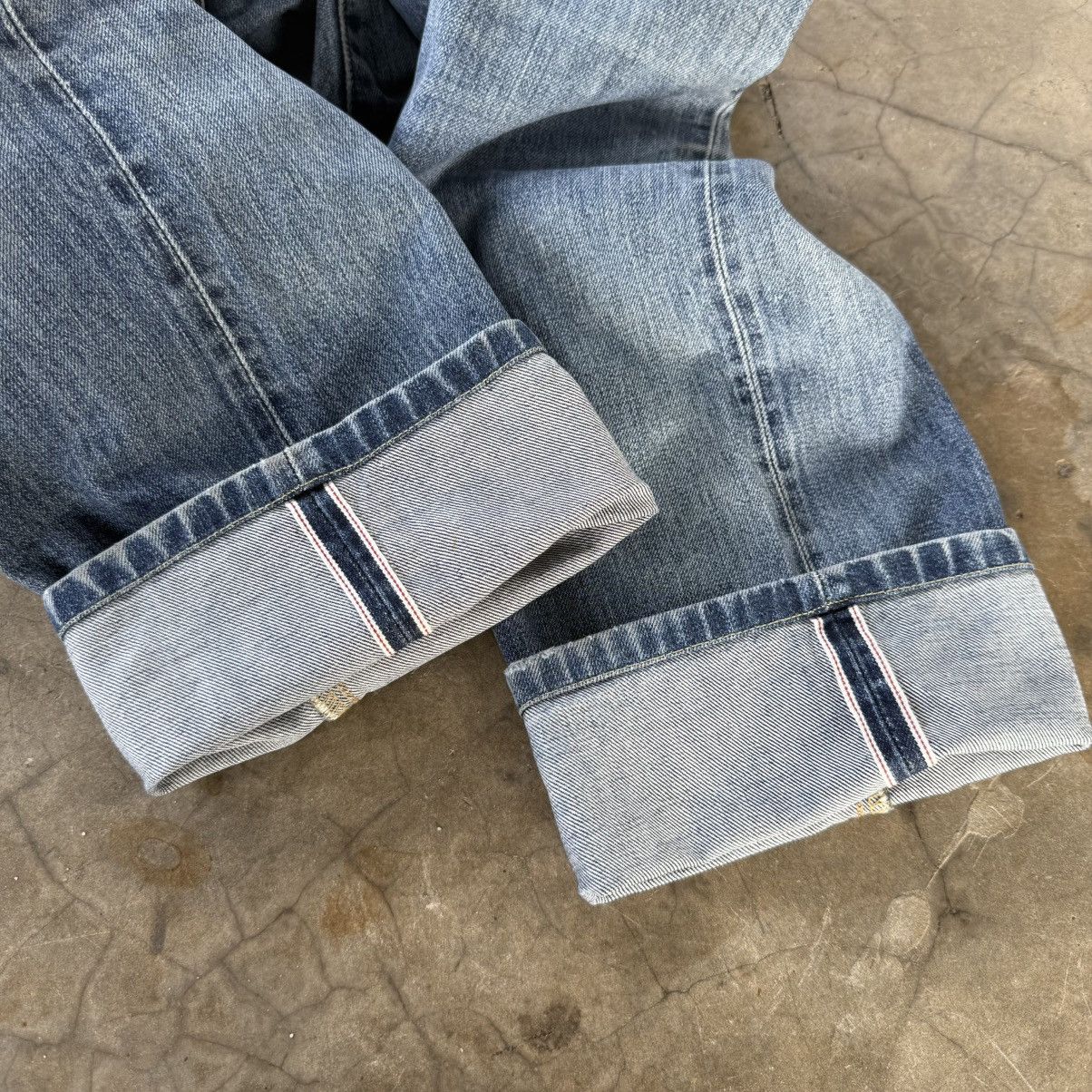 Japanese Brand W33x30 Vintage Japanese Selvedge Denim Faded Ripped Jean Size US 33 - 13 Thumbnail