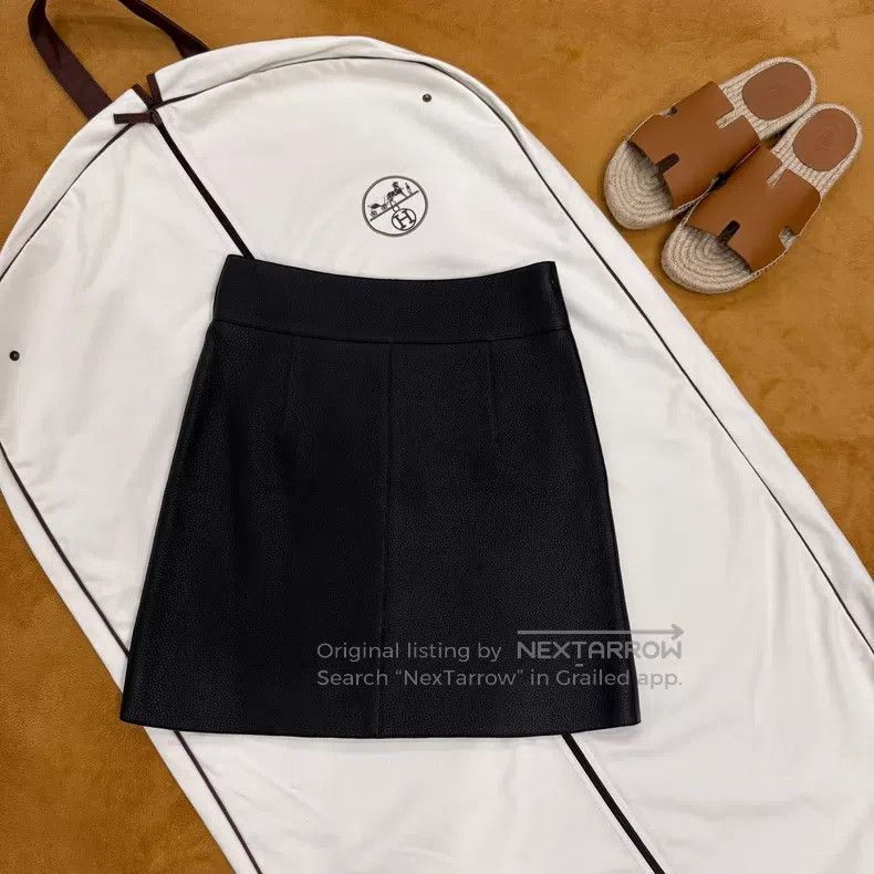 Hermes Hermes Deer Skin Black Buckle Skirt Size 42" / US 20 - 2 Thumbnail