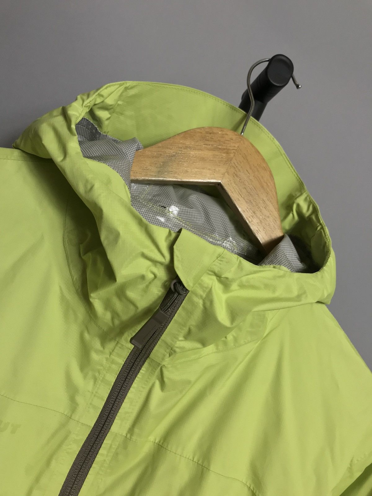 Mammut × Sports Specialties Mammut DryTech Mountain Water Repellent Breathable Storm Size US M / EU 48-50 / 2 - 2 Thumbnail