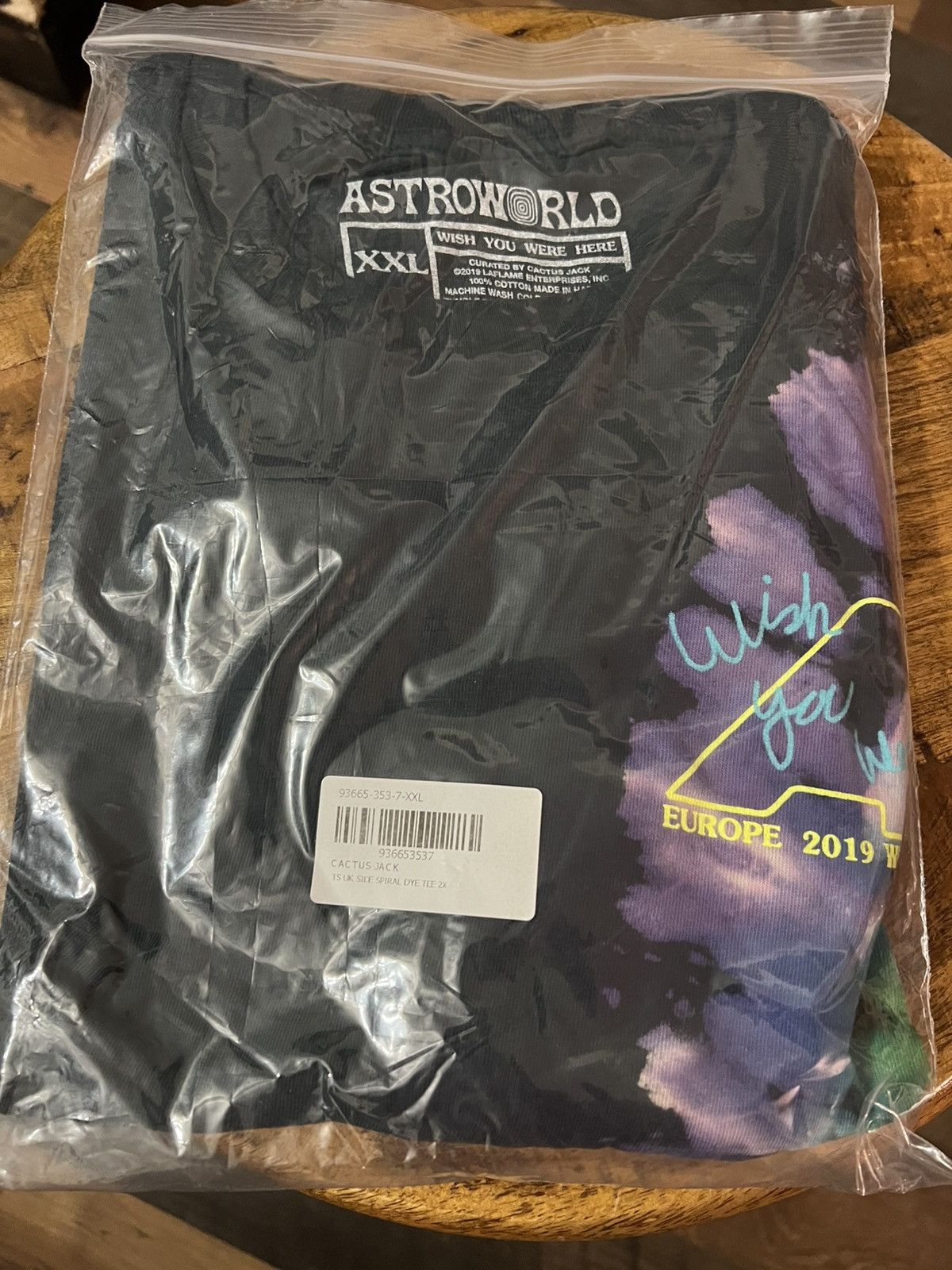 Travis Scott Travis Scott Astroworld Europe tie dye tee Size US XXL / EU 58 / 5 - 3 Thumbnail