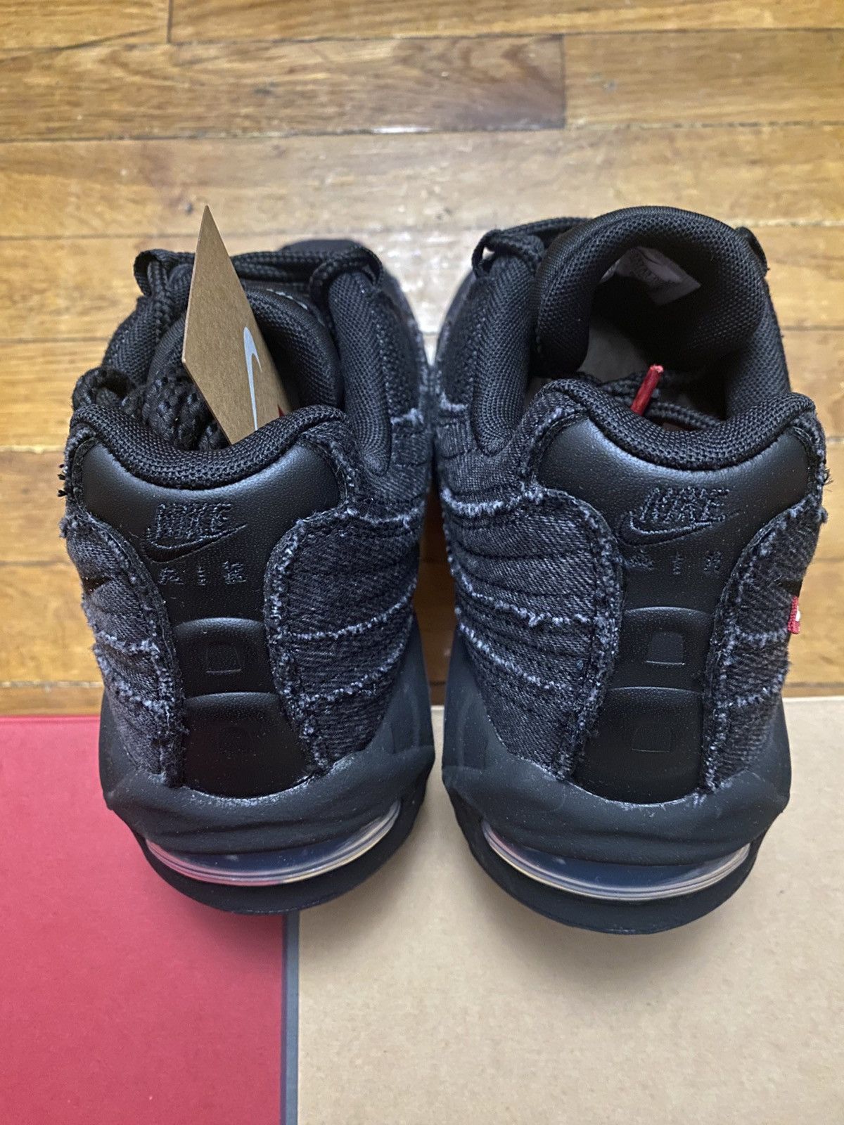 Levi's × Nike Size 10.5 - Nike Air Max 95 OG Levis Black Men’s Size US 10.5 / EU 43-44 - 7 Thumbnail