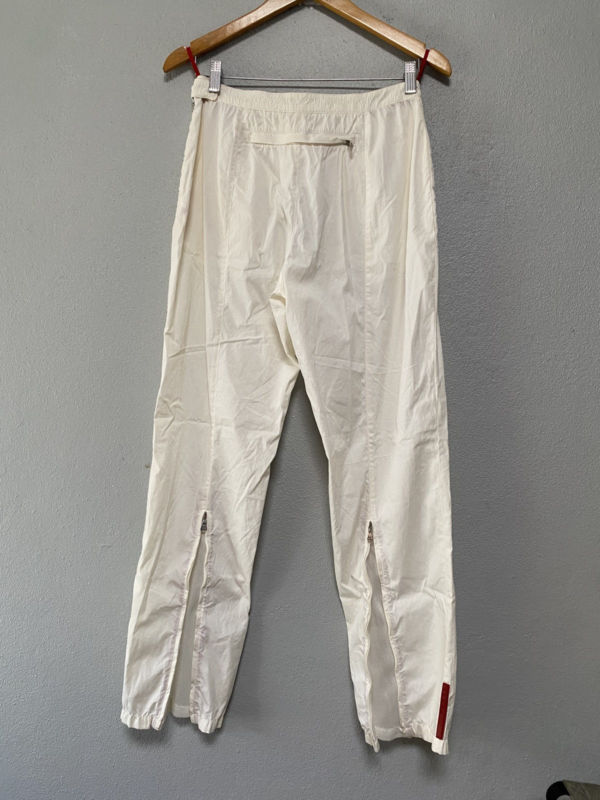 Prada Prada sports trackpants zipper rubber tags Size US 28 / EU 44 - 13 Thumbnail