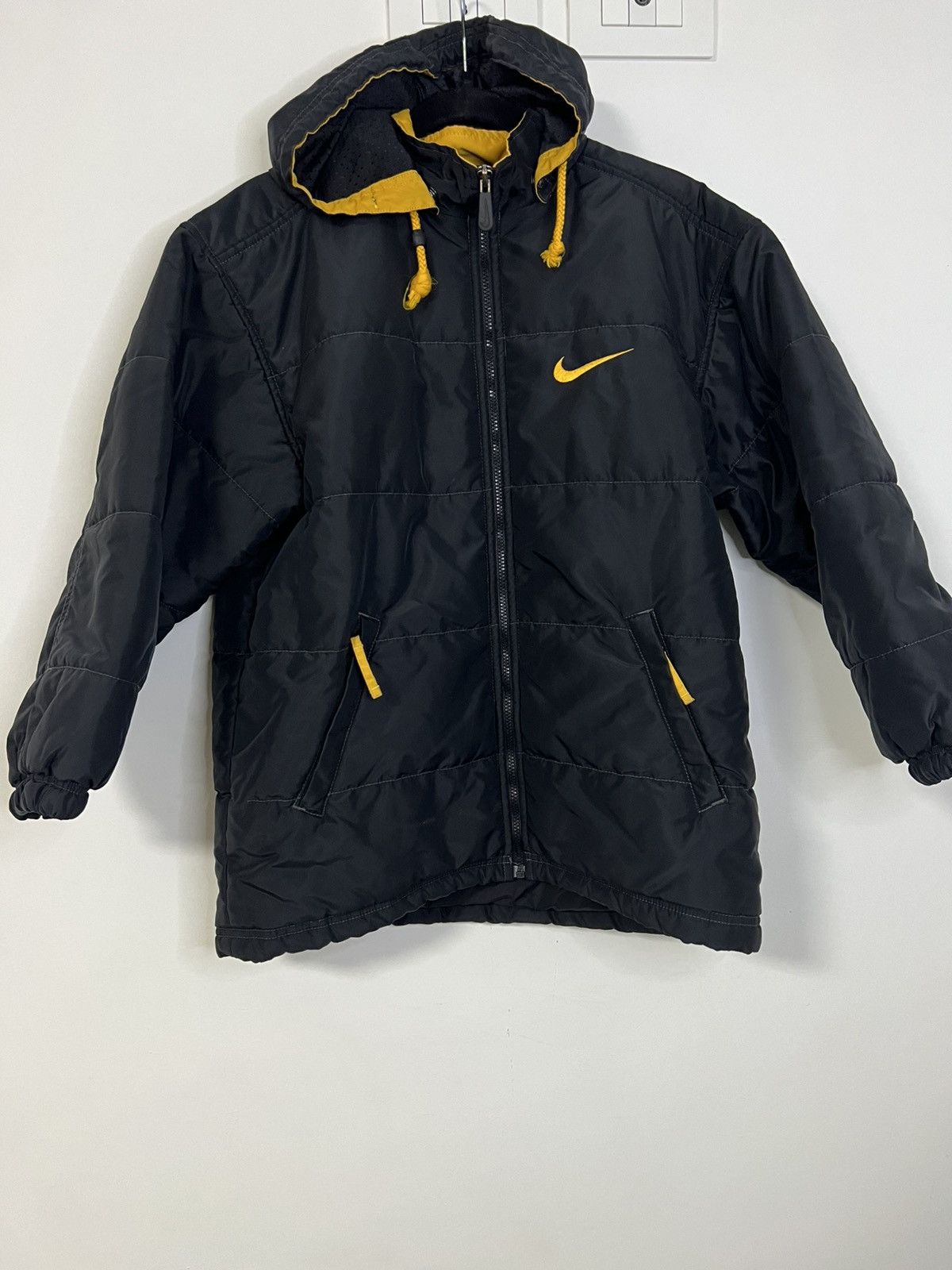 Nike Vintage nike parka jacket black xs yellow Size XS / US 0-2 / IT 36-38 - 1 Thumbnail