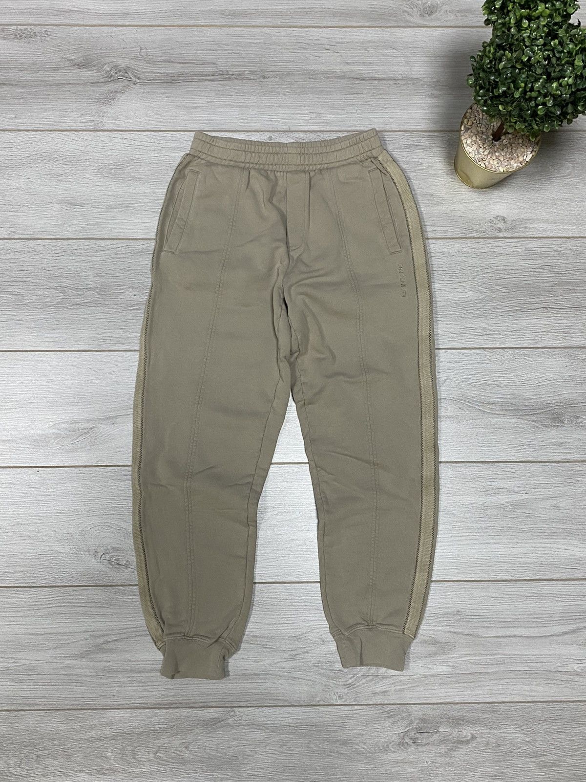 Helmut Lang Helmut Lang sweatpants Size US 30 / EU 46 - 1 Thumbnail