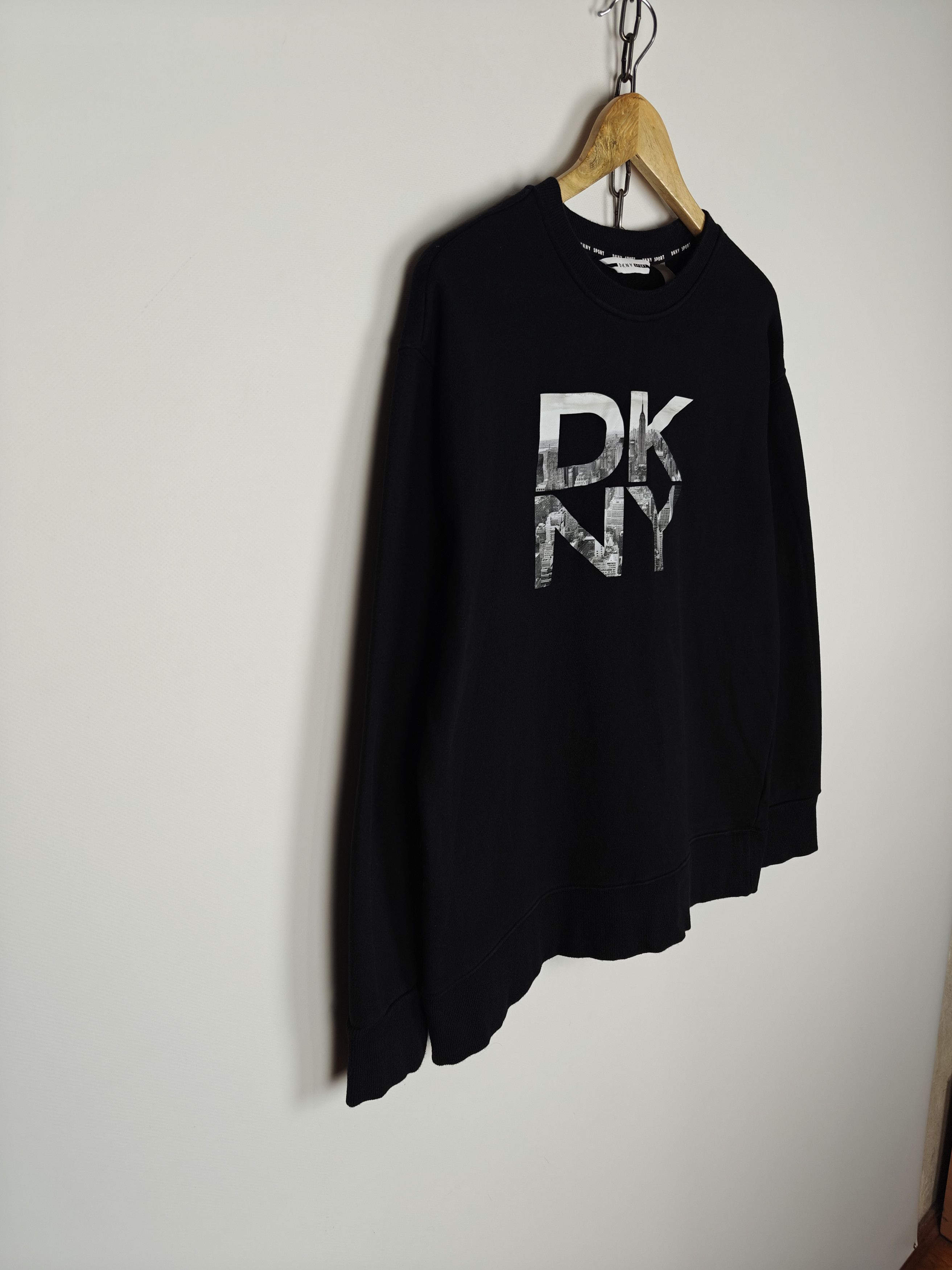 DKNY DKNY Sport Swetshirt Crewneck Center Logo Black size S Size US S / EU 44-46 / 1 - 5 Thumbnail
