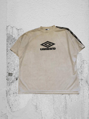 Umbro UMBRO SPORT RARE LOGO VINTAGE WORKOUT TEE SHIRT Size US XL / EU 56 / 4 - 1 Thumbnail