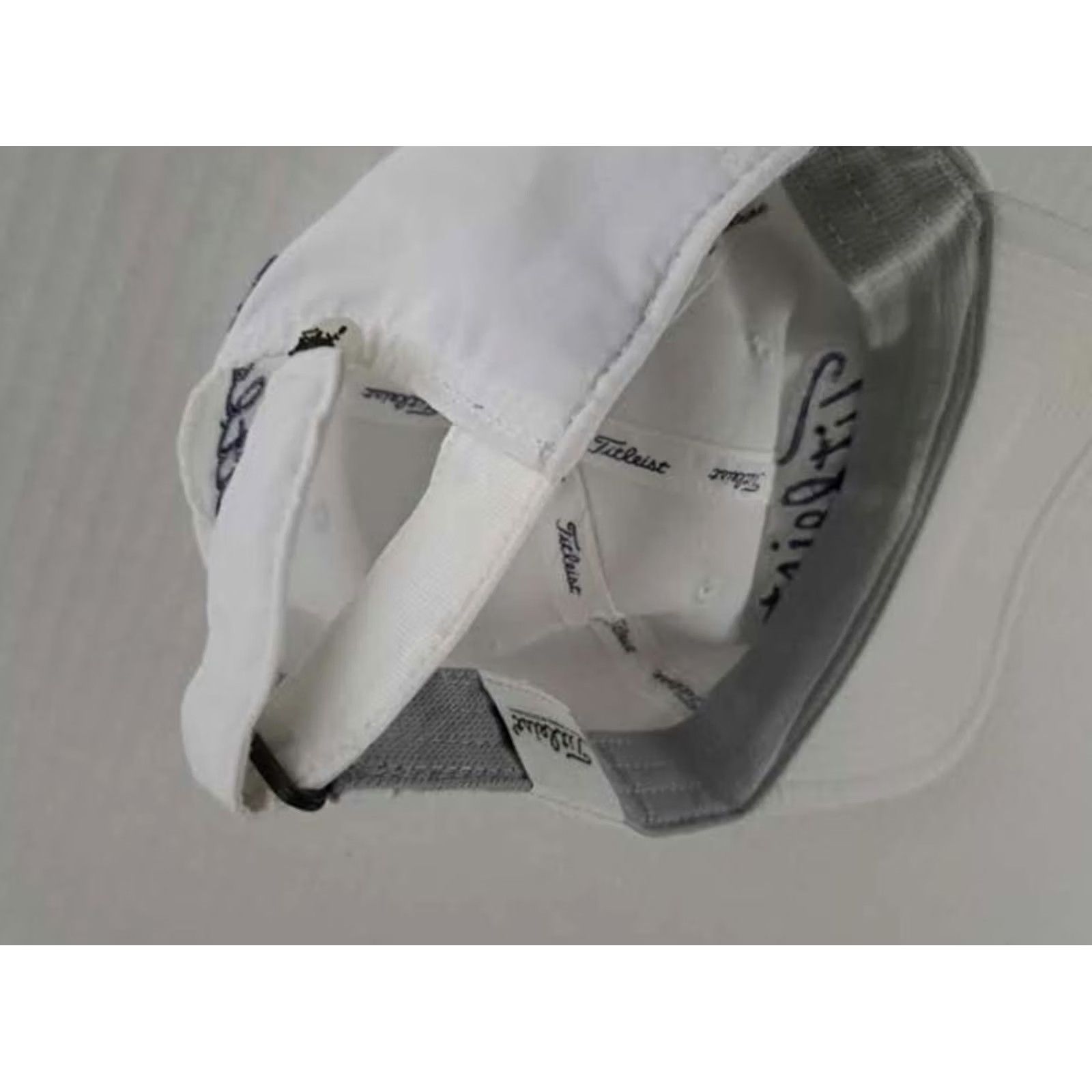 Titleist Titleist Baseball Hat - Adjustable, Lightweight Cotton Canvas, White, Men, Pre-Owned, Sport Golf Size ONE SIZE - 6 Thumbnail