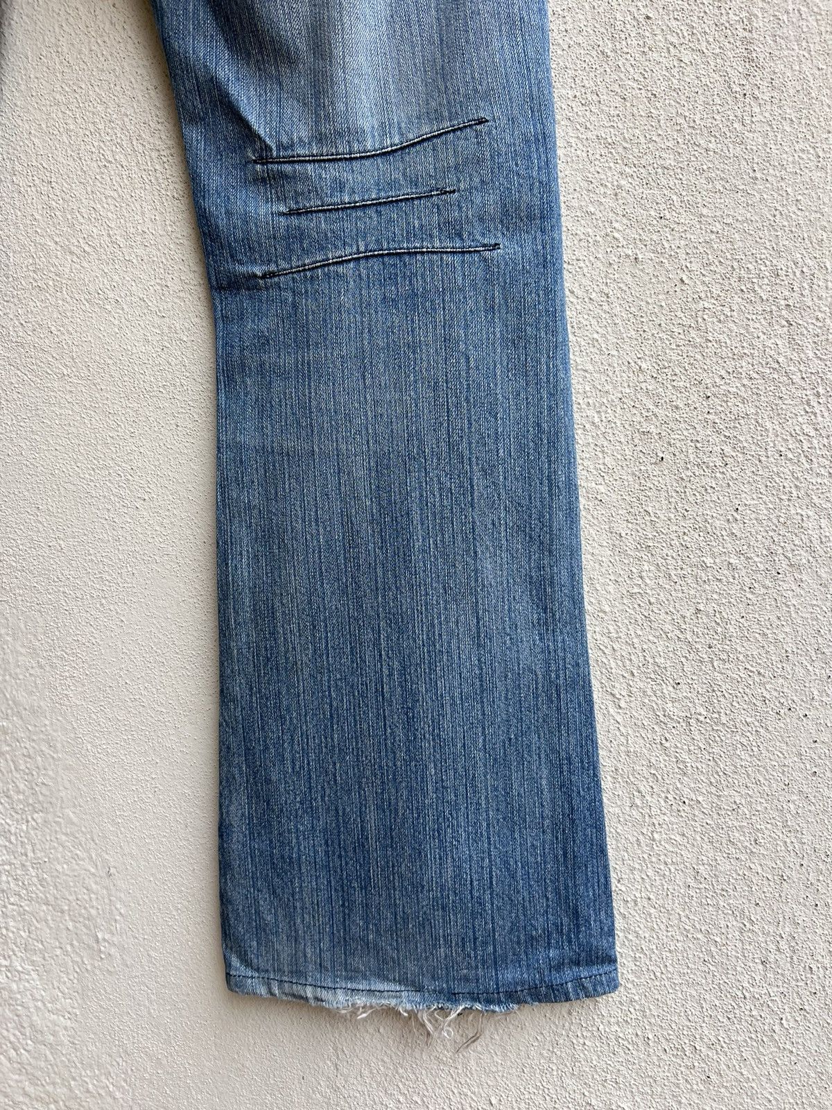 Japanese Brand Rupert Japan Double Waist Fade Mud Blue Denim Flare Jeans Size US 34 / EU 50 - 19 Thumbnail