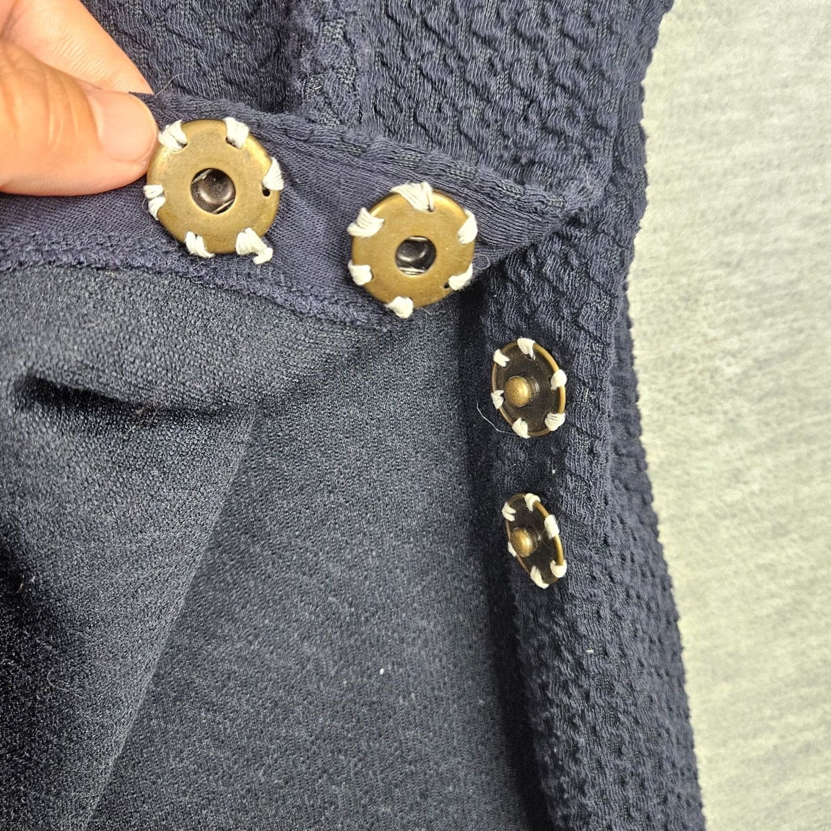 Anthropologie Deletta Navy Blue Knit Top Side Button Textured Boxy Back Cutout Round Neck Short Sleeve L Regular Womens Shirt Size L / US 10 / IT 46 - 5 Thumbnail