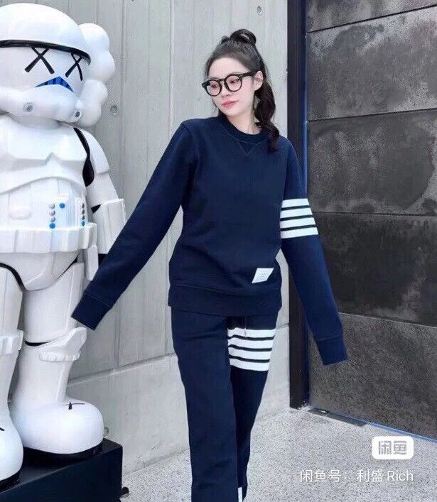 Thom Browne Thom Browne A dark blue four-striped hoodie Size US XL / EU 56 / 4 - 8 Thumbnail
