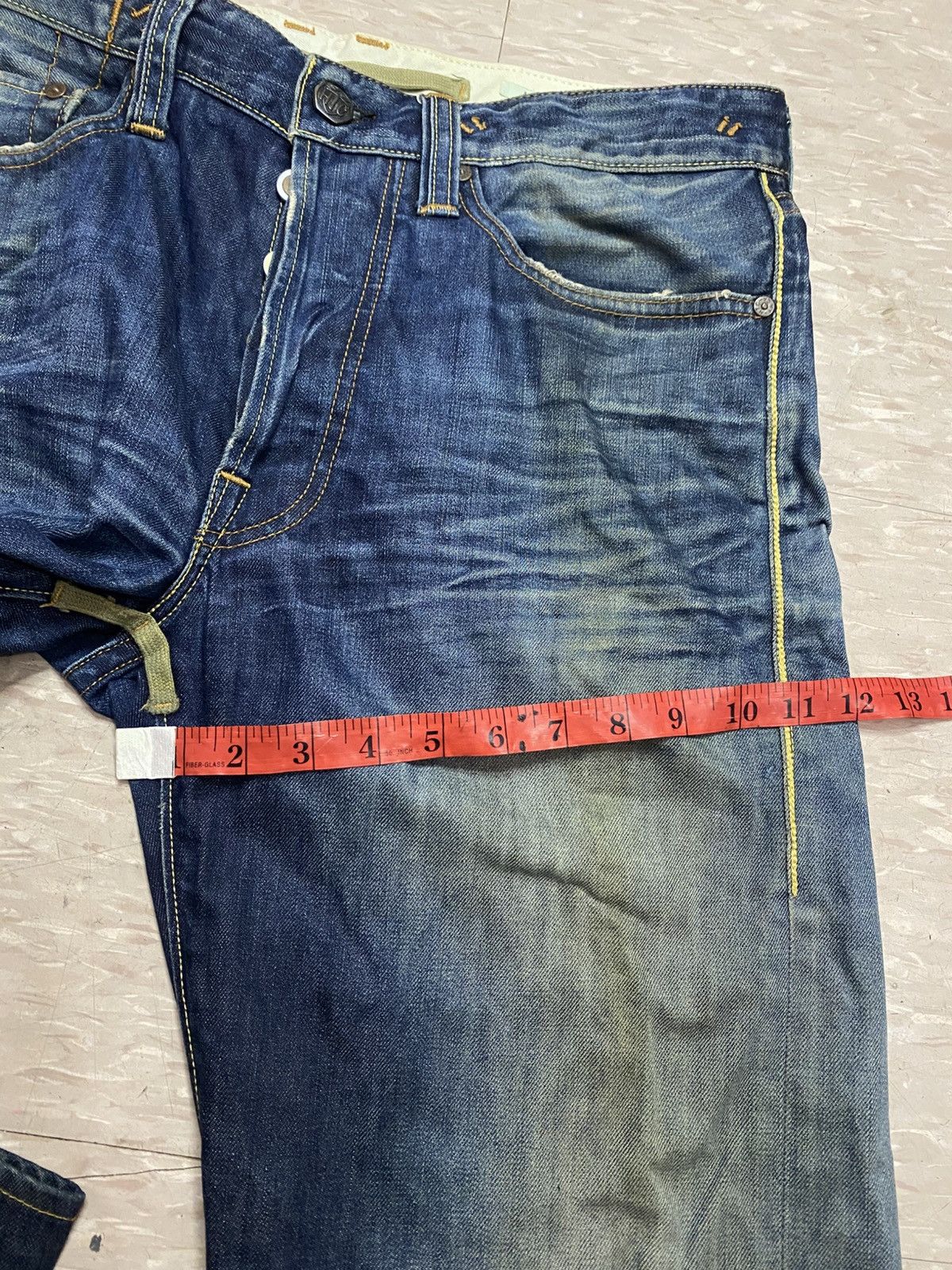 Hollywood Trading Company HTC hollywood trading company distressed jeans Size US 35 - 20 Thumbnail
