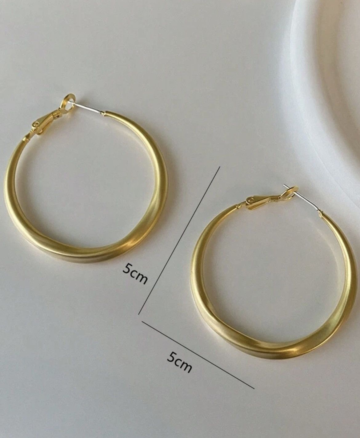 Other 14K Gold Hoop Earrings Brand New!! Size ONE SIZE - 4 Thumbnail