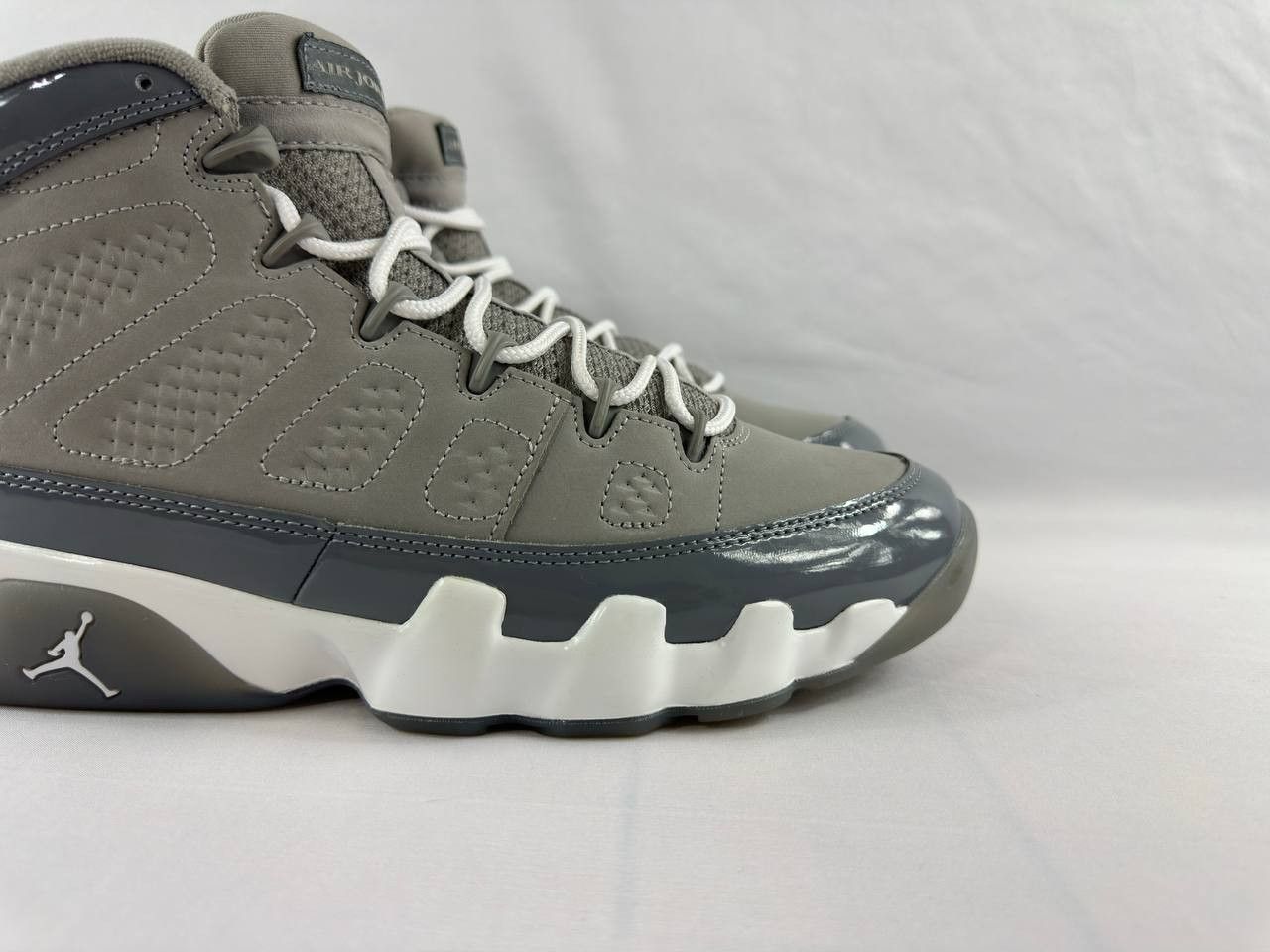 Nike Nike Air Jordan 9 Retro 'Cool Grey' 2025 HV4794-011 Size US 10 / EU 43 - 3 Thumbnail