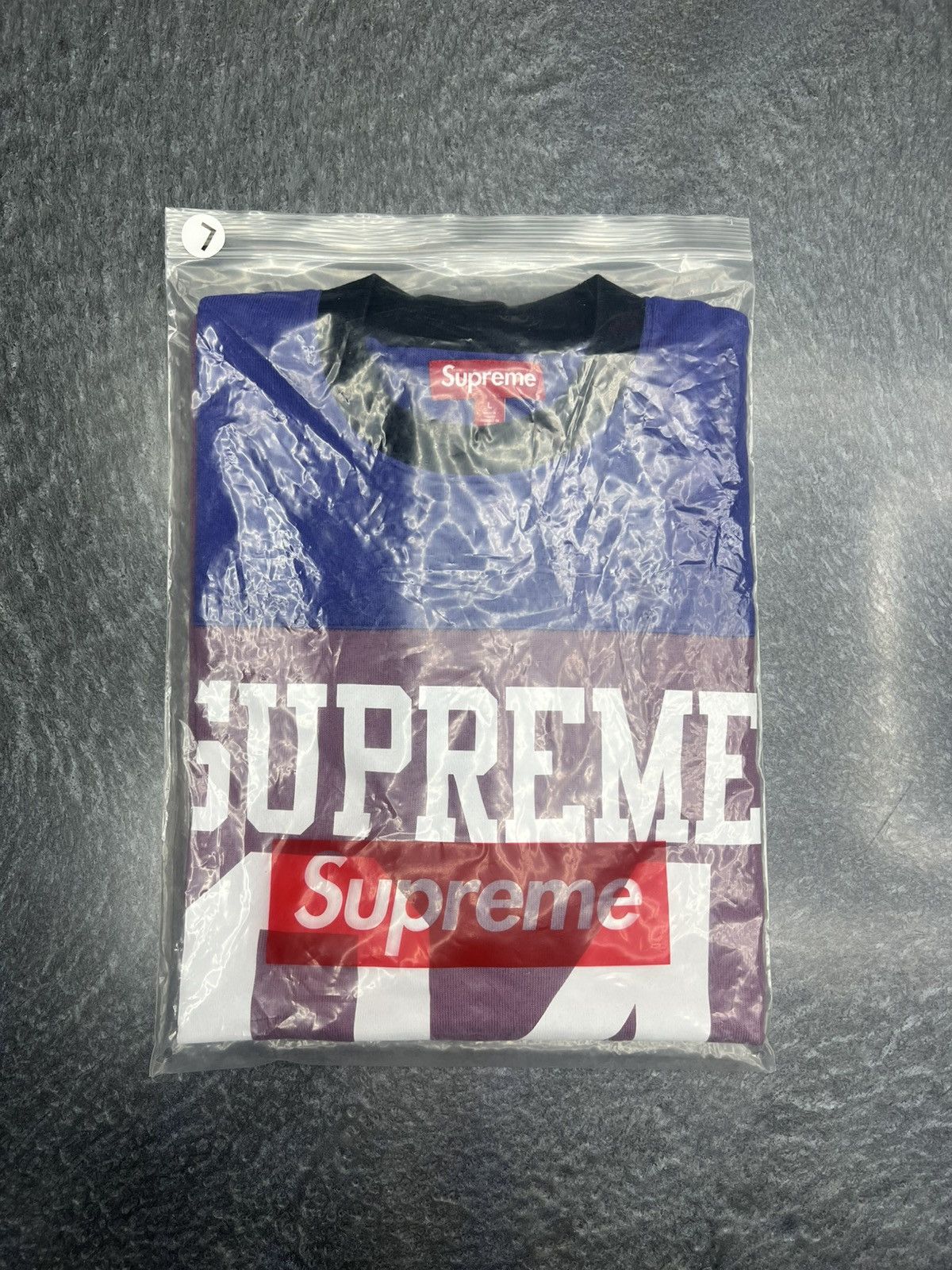 Supreme Supreme Split Football T-Shirt Size US L / EU 52-54 / 3 - 5 Thumbnail
