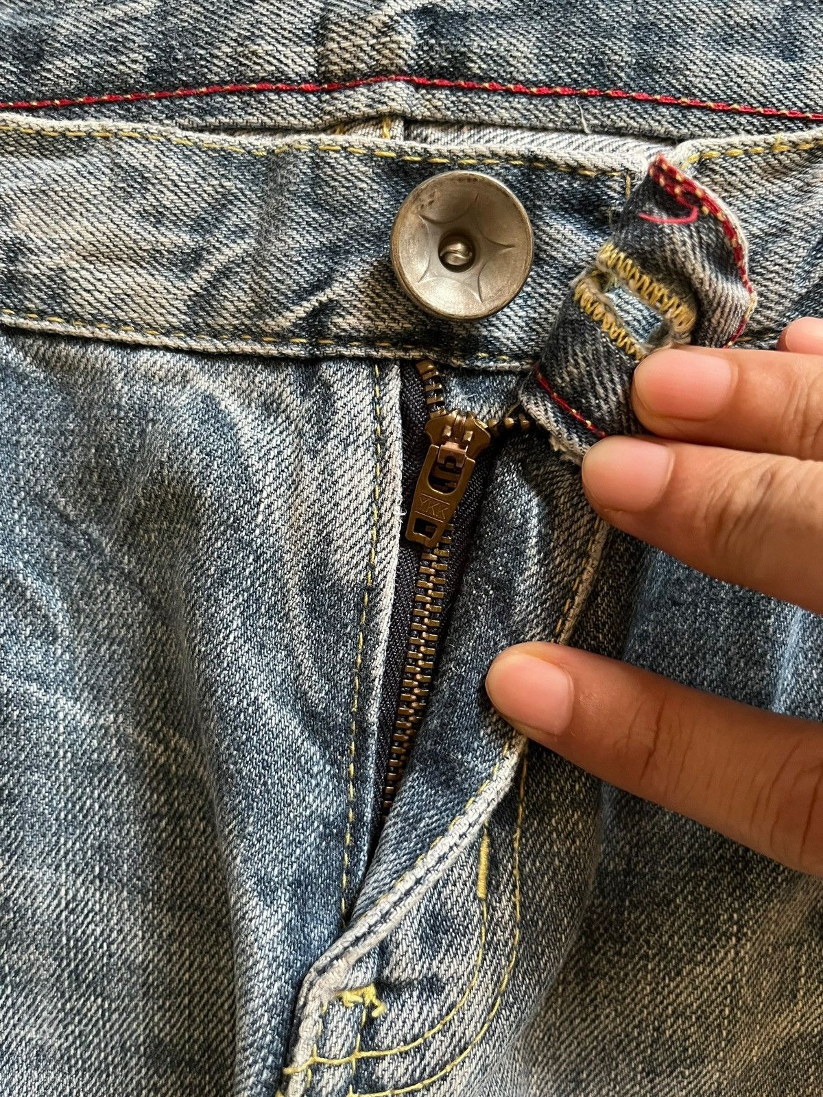 Japanese Brand × Jun Takahashi Vintage Japanese Junmen Faded Wash Distressed Jeans Size US 34 / EU 50 - 3 Thumbnail