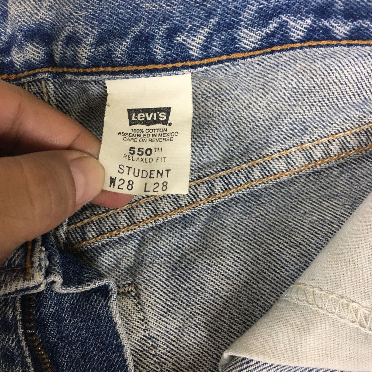 Levi's Vintage y2k Levi’s 550 Relaxed Fit Student Size US 28 / EU 44 - 12 Thumbnail