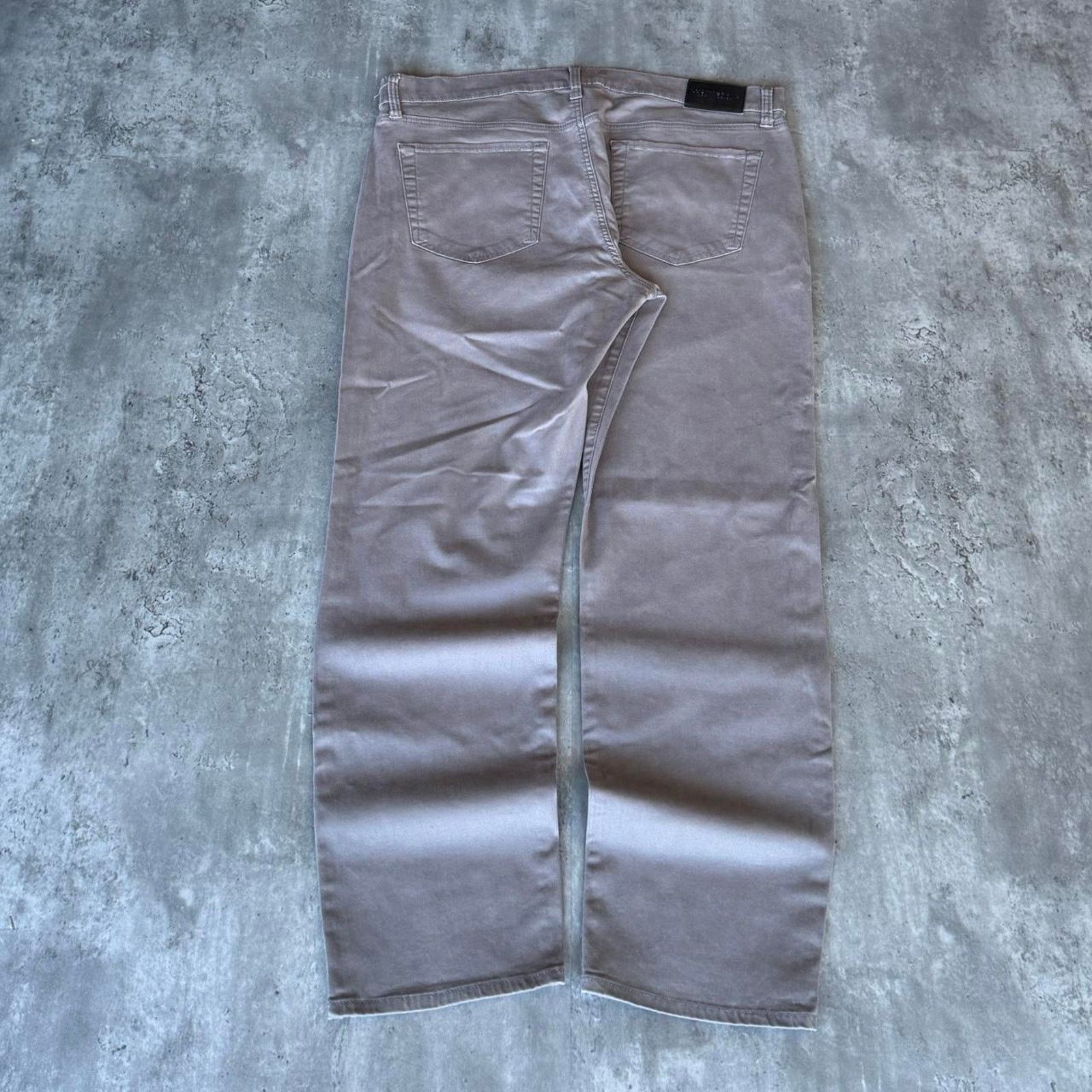 Japanese Brand × Lucky Brand Vintage Y2K Wolf Grey Lucky Brand Essential Casual Pants Size US 38 / EU 54 - 1 Thumbnail
