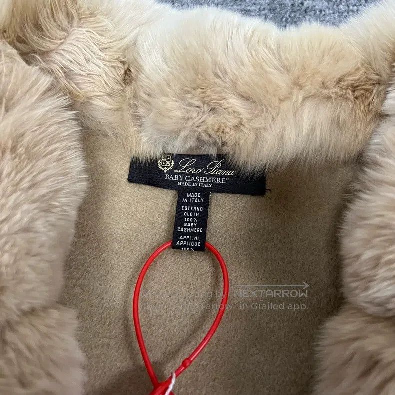 Loro Piana Loro Piana Classic Mochi Fur Collar Cashmere Cloak Coat Size M / US 6-8 / IT 42-44 - 4 Thumbnail
