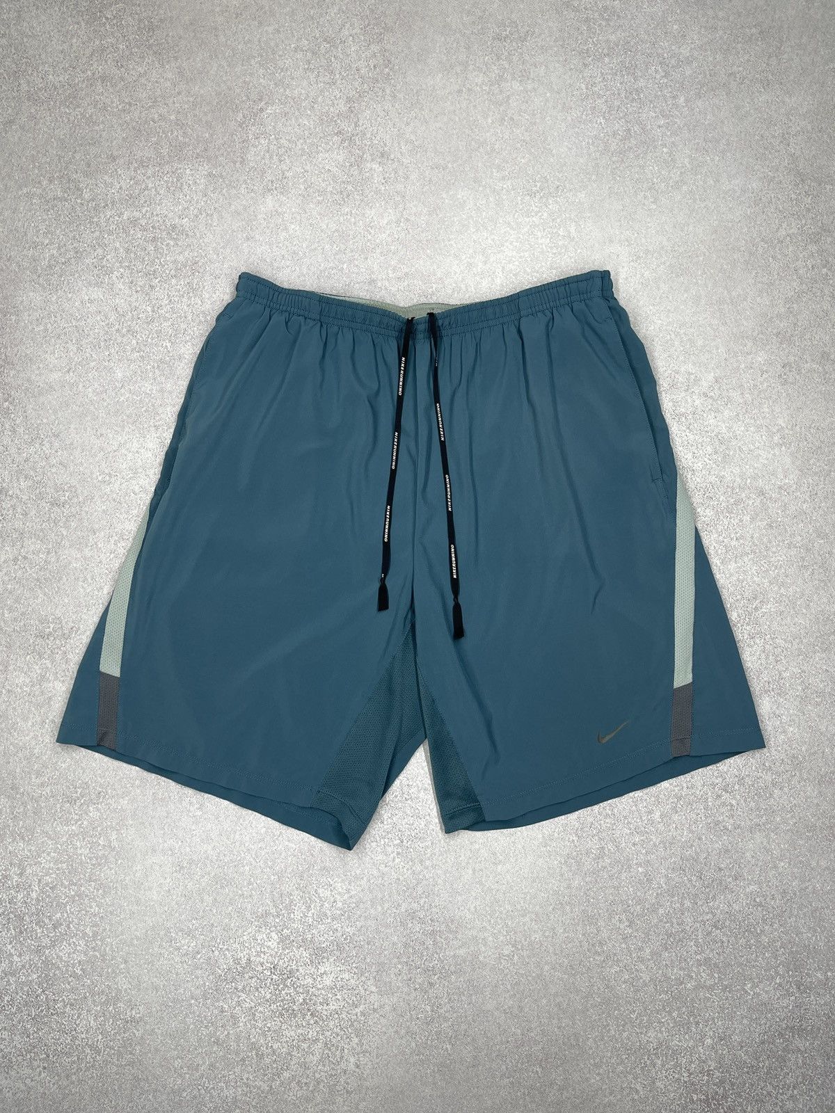 Nike Mens Nike Running Dri Fit Shorts Blue Y2K ACG TN Size L Size US 34 / EU 50 - 2 Thumbnail