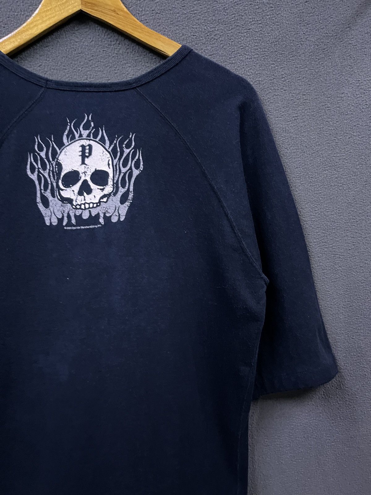 Band Tees VINTAGE 2005 POISON WINTERLAND TAG BAND TSHIRT Size US M / EU 48-50 / 2 - 6 Thumbnail