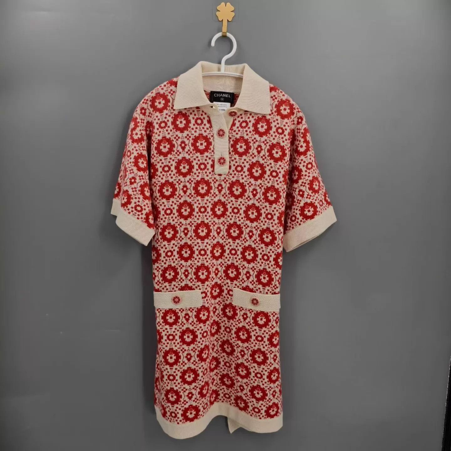 Chanel Chanel Women's Cashmere Floral Runway Dress 36 99 Size XS / US 0-2 / IT 36-38 - 1 Thumbnail