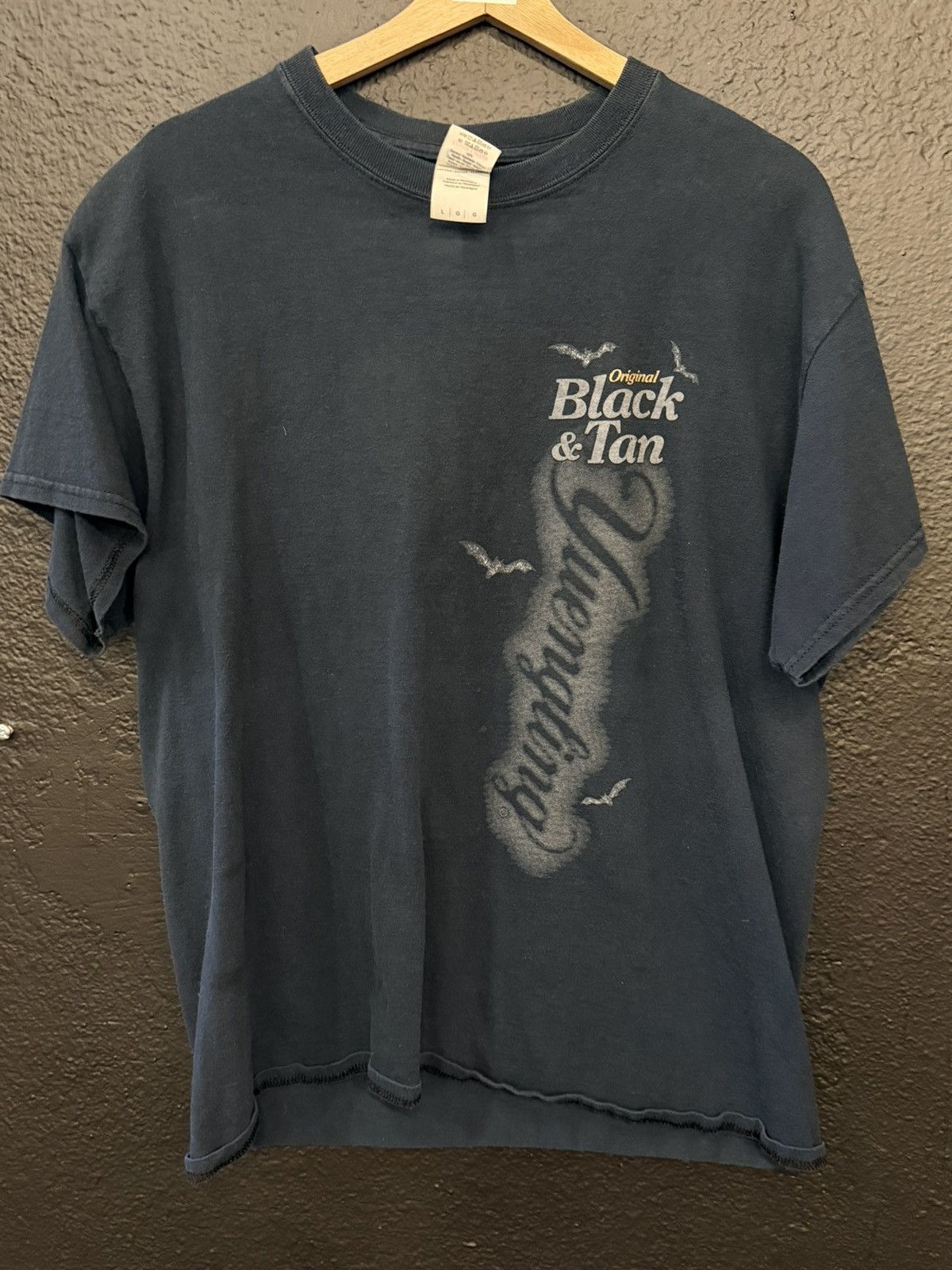 Vintage Vintage black and tan tee Size US L / EU 52-54 / 3 - 1 Thumbnail