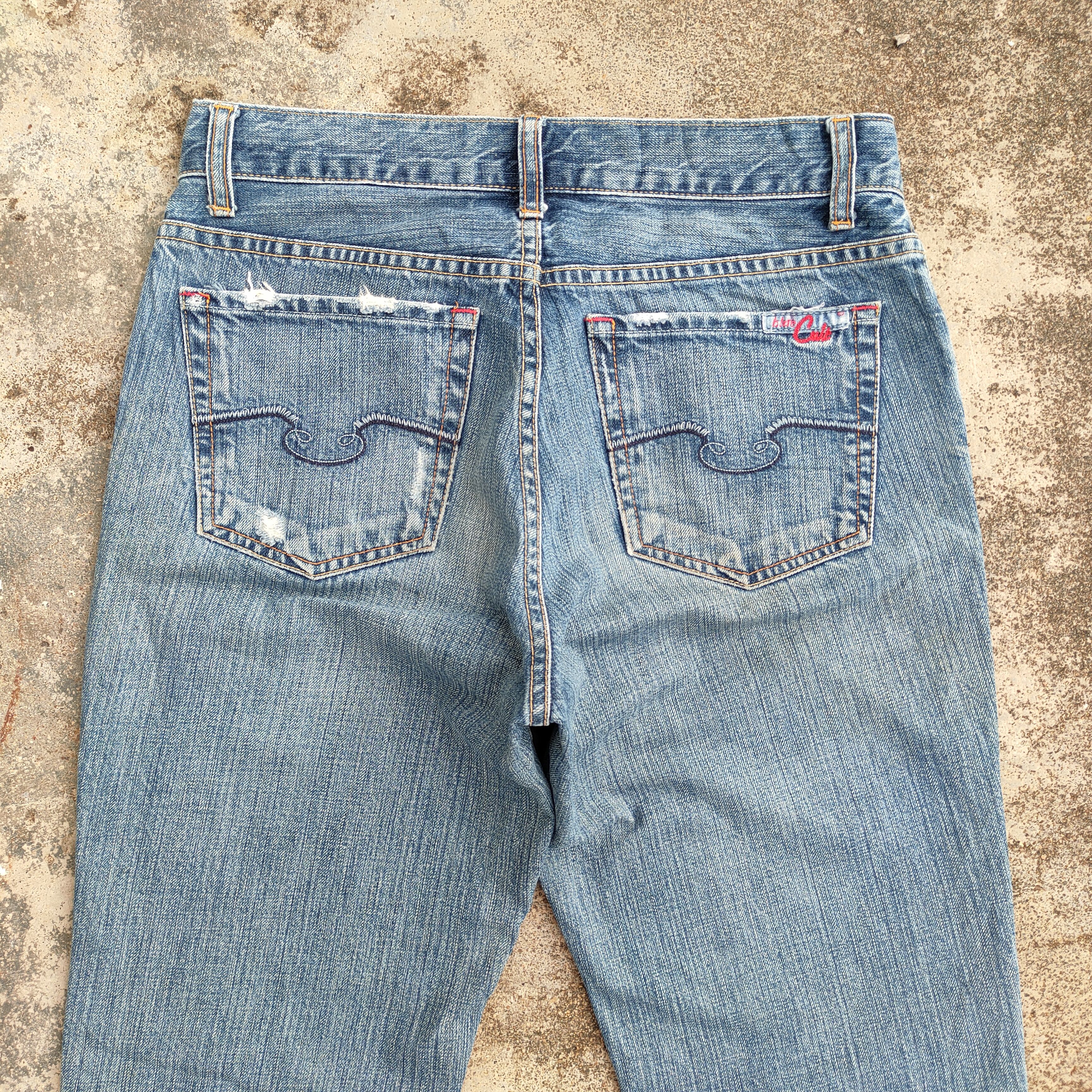 Japanese Brand FLARE VINTAGE BLUE CULT FADED DENIM JEANS PANTS Size US 31 - 11 Thumbnail