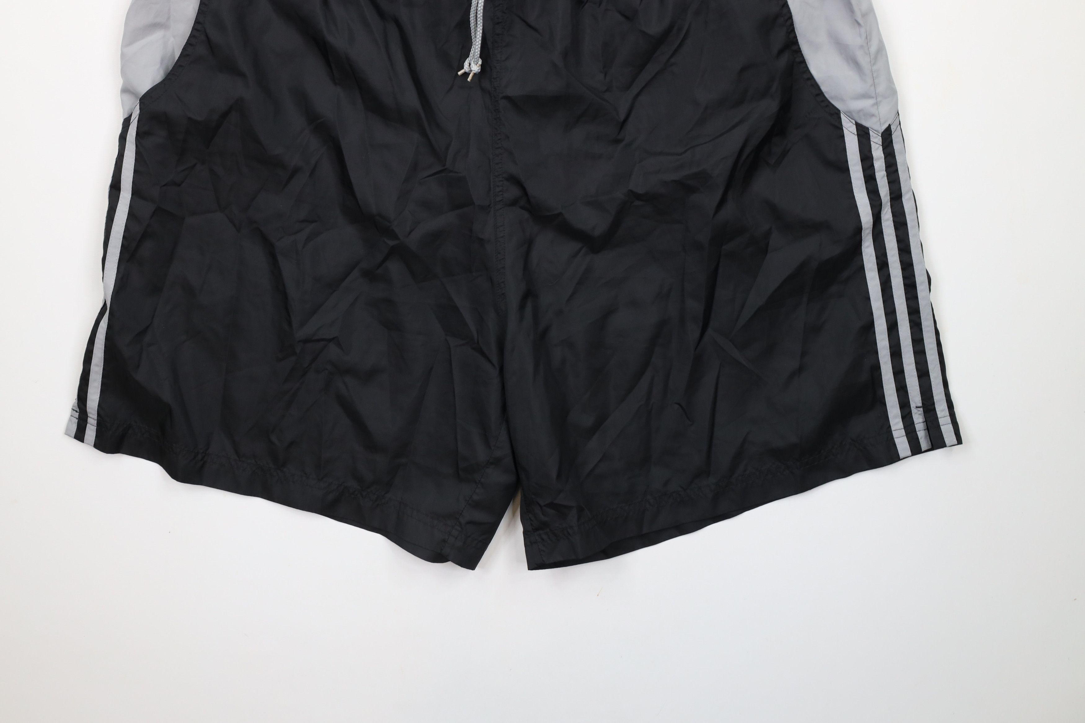 Adidas × Vintage Vintage 90s Adidas Out Striped Lined Soccer Shorts Nylon Size US 38 / EU 54 - 4 Thumbnail