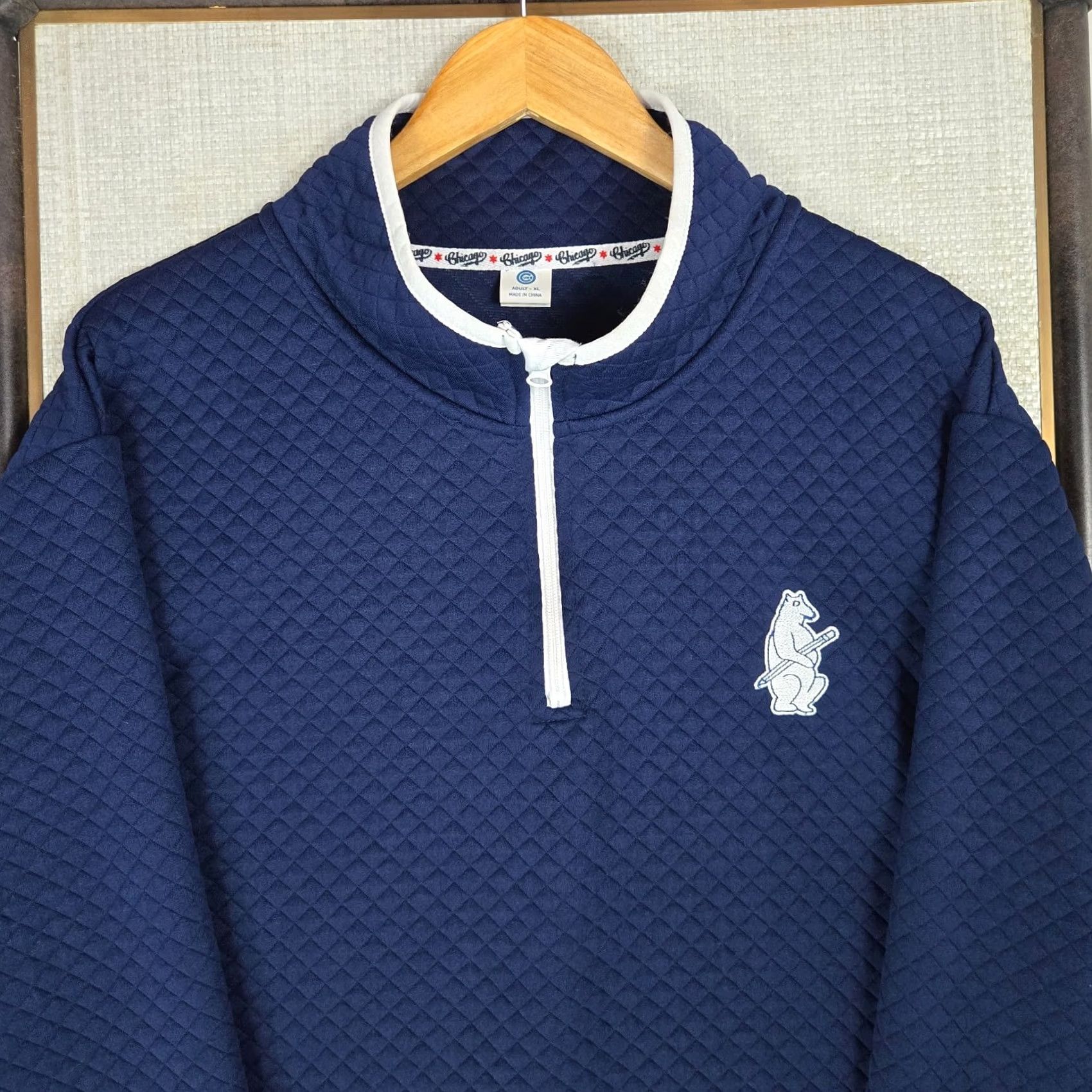 Logo 7 VINTAGE Chicago Cubs Teacher Logo Men’s 1/4 Zip Quilted Pullover Size US XL / EU 56 / 4 - 4 Thumbnail