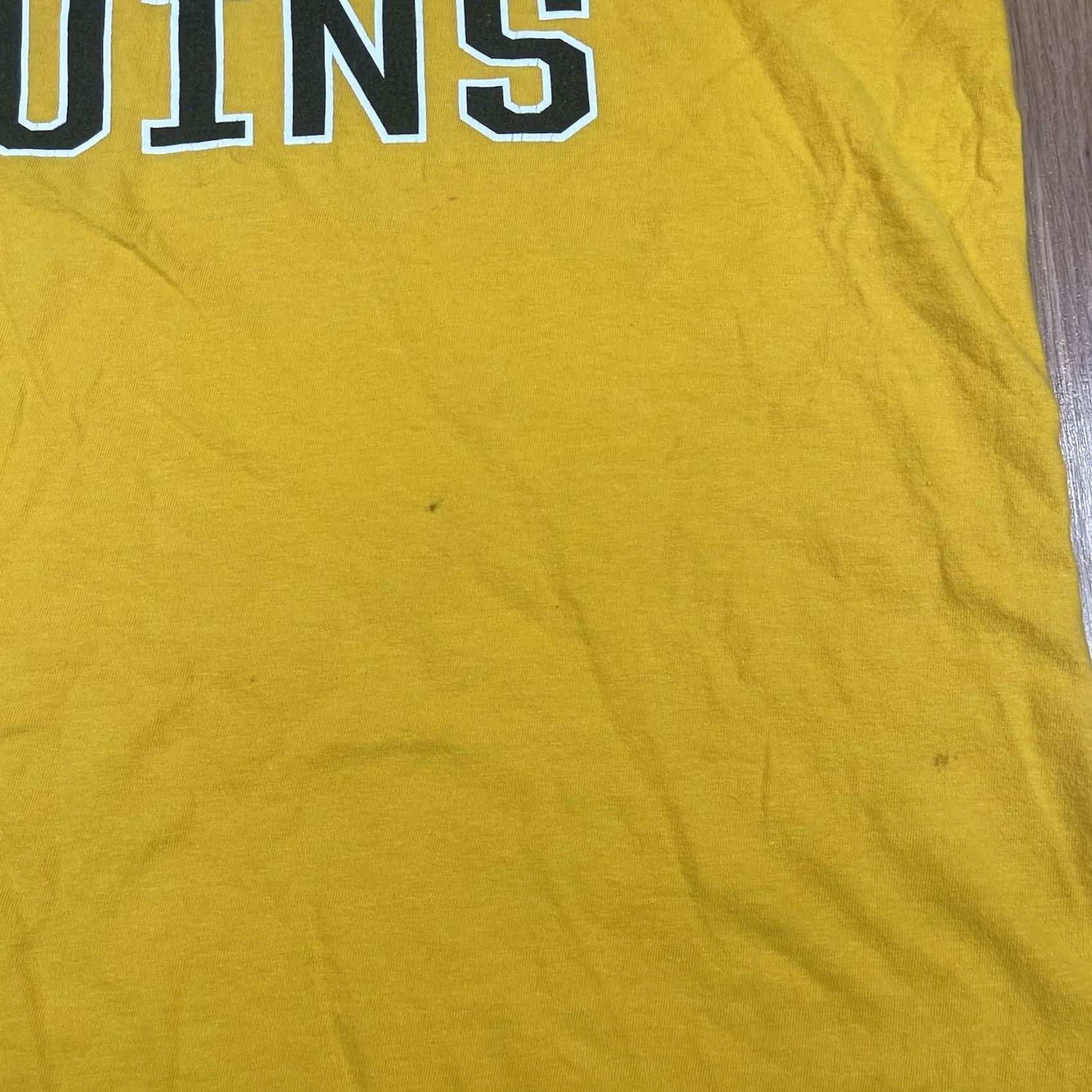 Vintage Fanatics Boston Bruins NHL Hockey T-Shirt Adults Medium M Yellow Cotton Printed Size US M / EU 48-50 / 2 - 3 Thumbnail