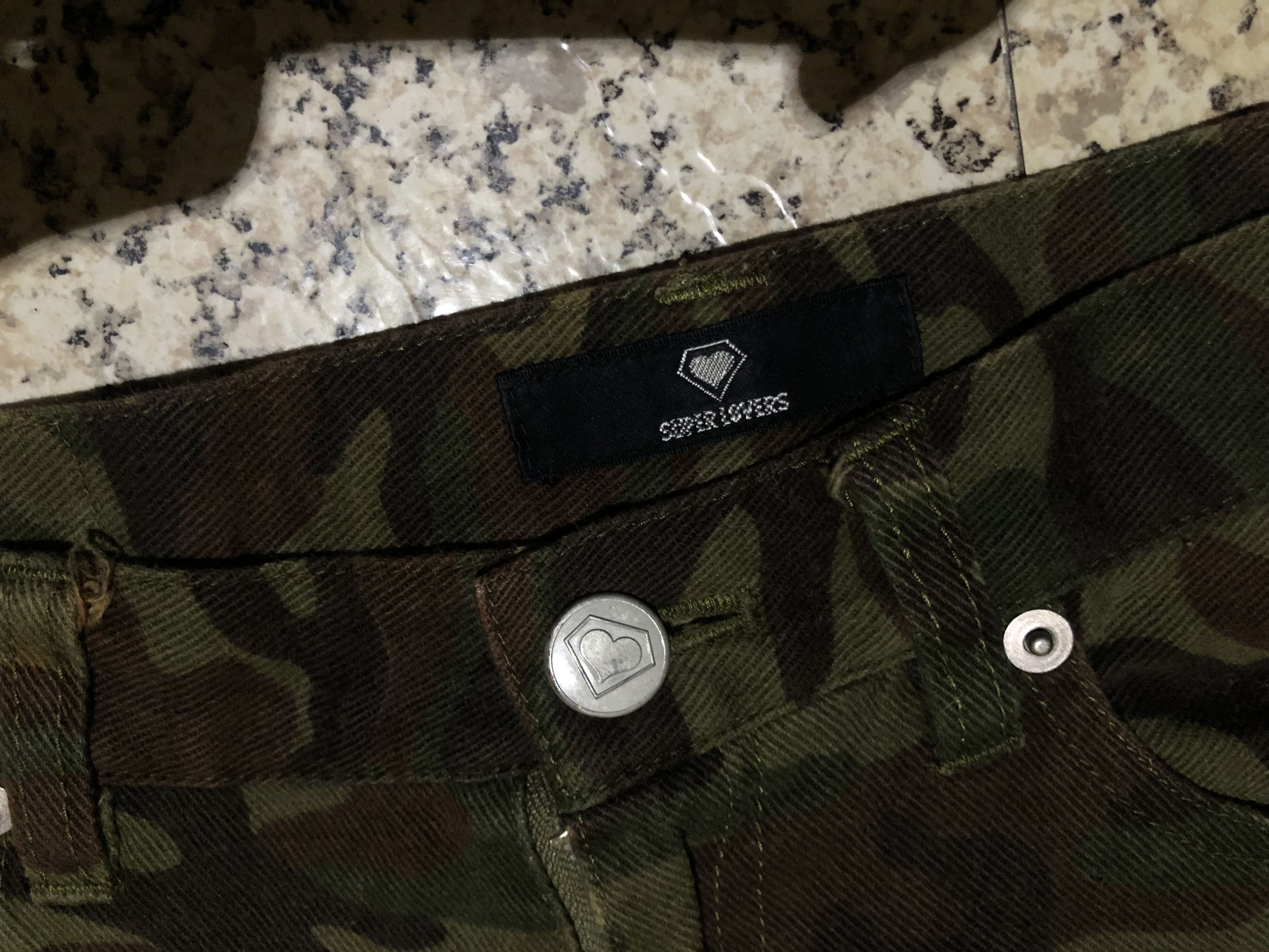 Japanese Brand Vintage Y2K SUPER LOVERS TOKYO "NEW WAVE" Camouflage Jeans Size 29" - 5 Thumbnail