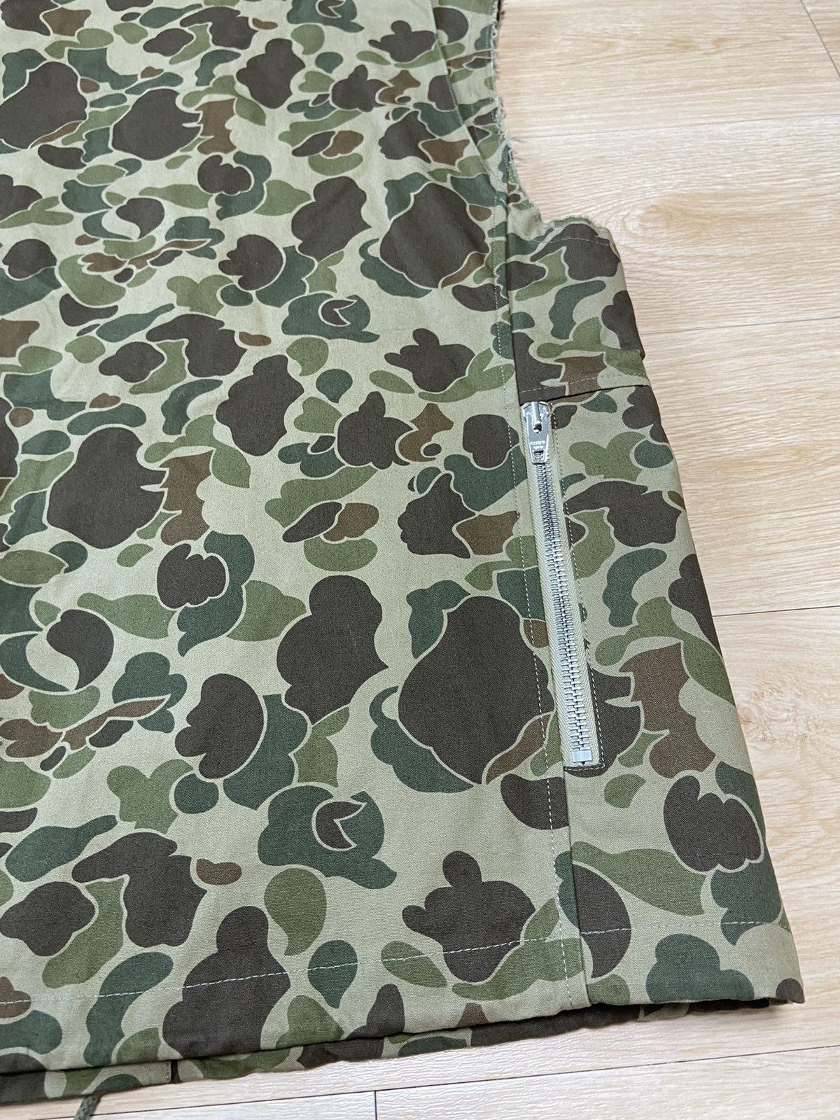 Celine × Hedi Slimane 48 Celine ss22 camouflage military vest sleeveless jacket Size US M / EU 48-50 / 2 - 6 Thumbnail