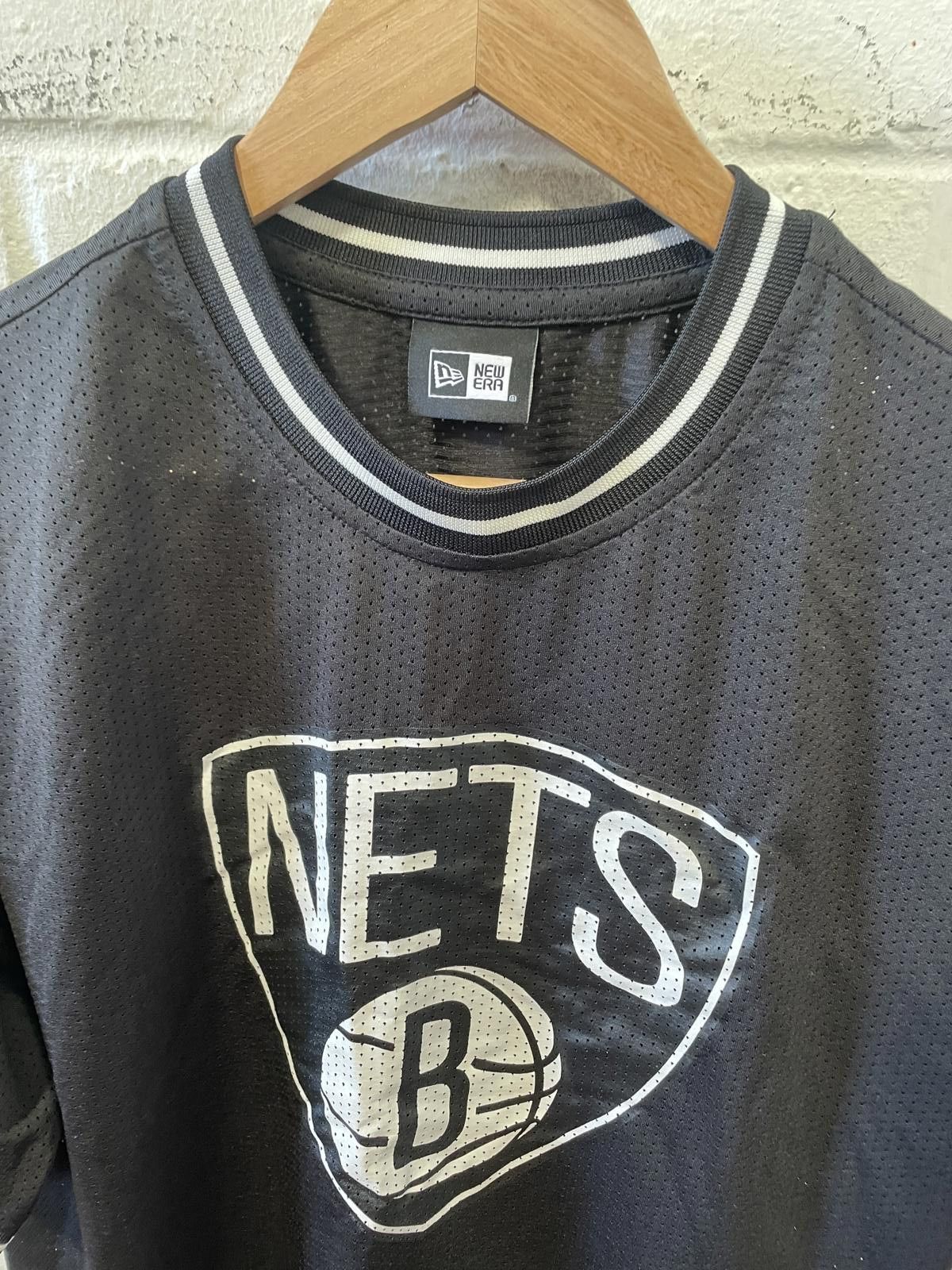 New Era New Era Brooklyn Nets Black Mesh Basketball Jersey Size US M / EU 48-50 / 2 - 2 Thumbnail