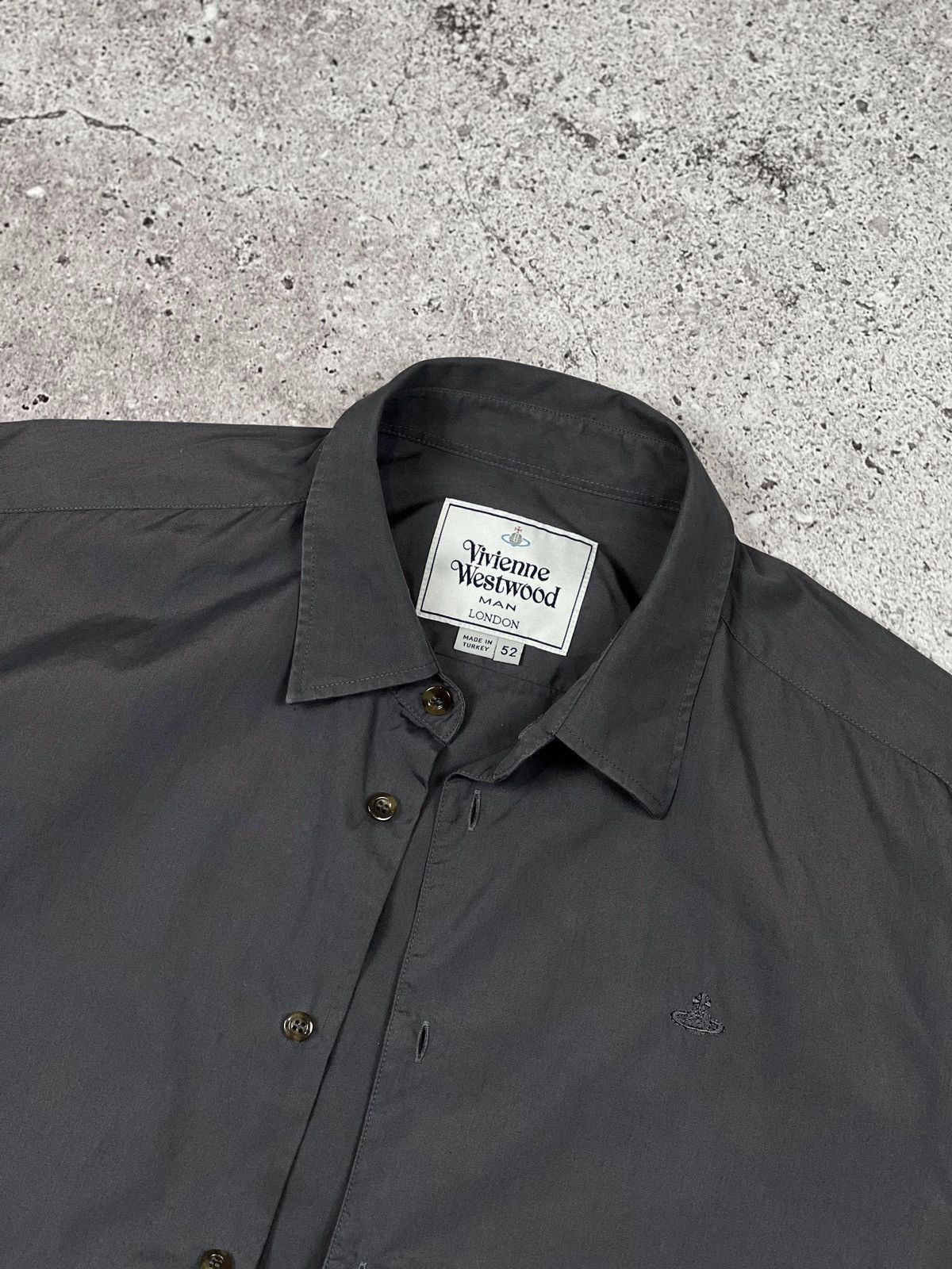 Vivienne Westwood SS15 Vivienne Westwood Orb Logo Navy Gray Button Up Shirt Size US L / EU 52-54 / 3 - 3 Thumbnail
