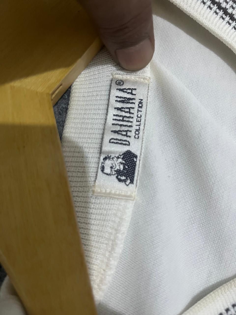 Japanese Brand Beverly Hills 90210 White T-Shirt Size US L / EU 52-54 / 3 - 8 Thumbnail