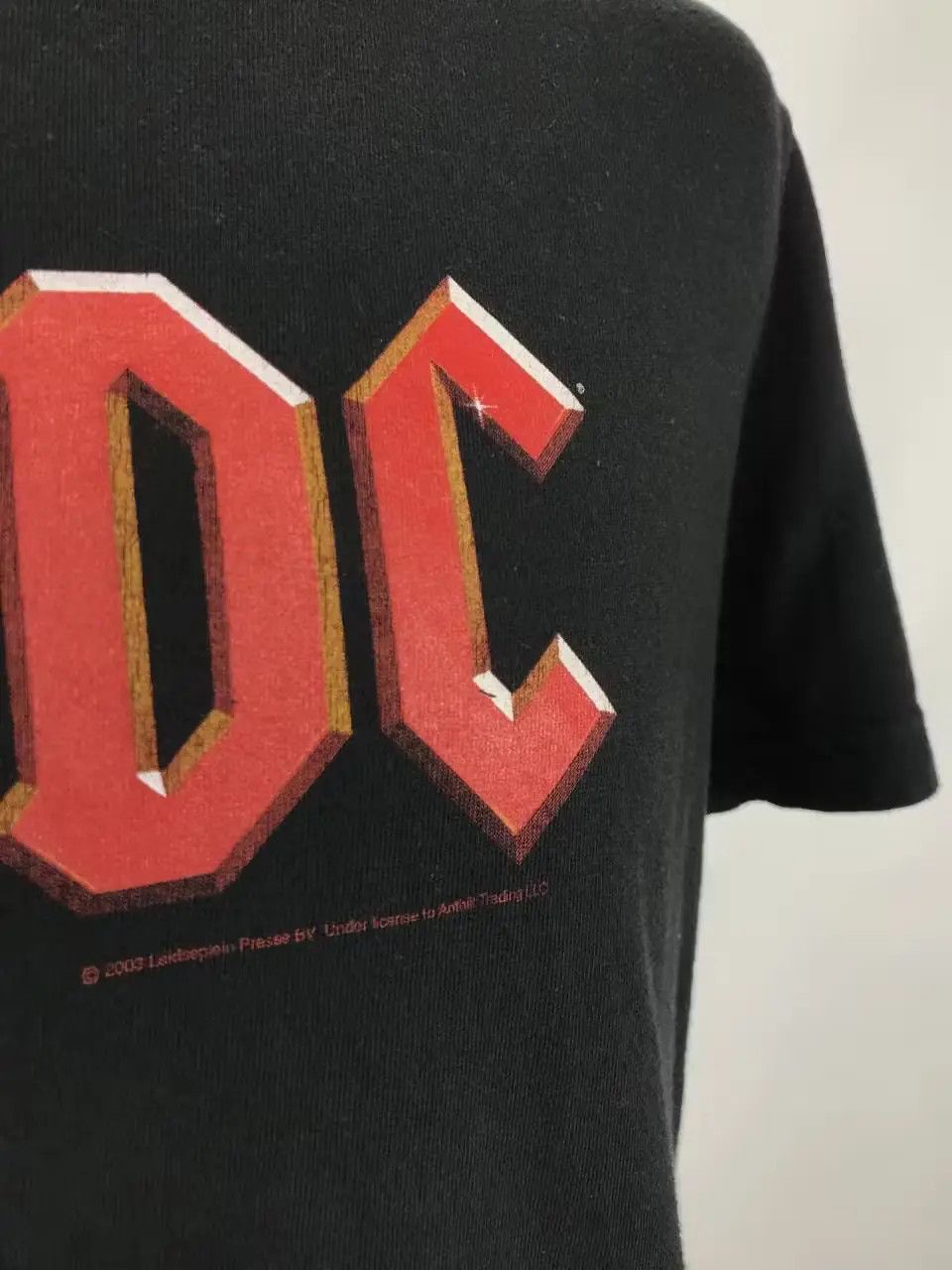 AC/DC × Band Tees × Vintage AC/DC vintage T-shirt 2003 Size US L / EU 52-54 / 3 - 4 Thumbnail