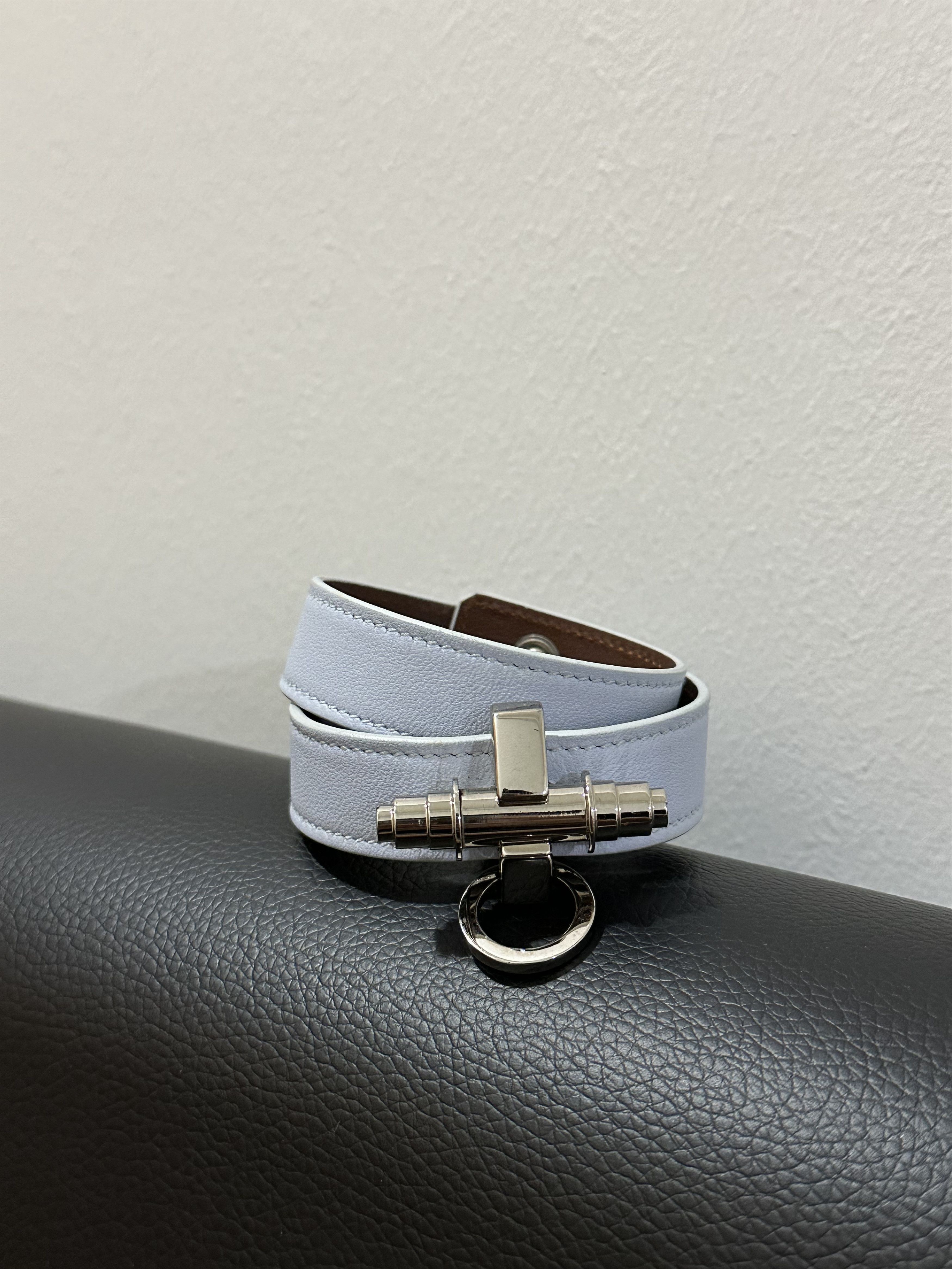 Givenchy row obsedia light blue bracelet