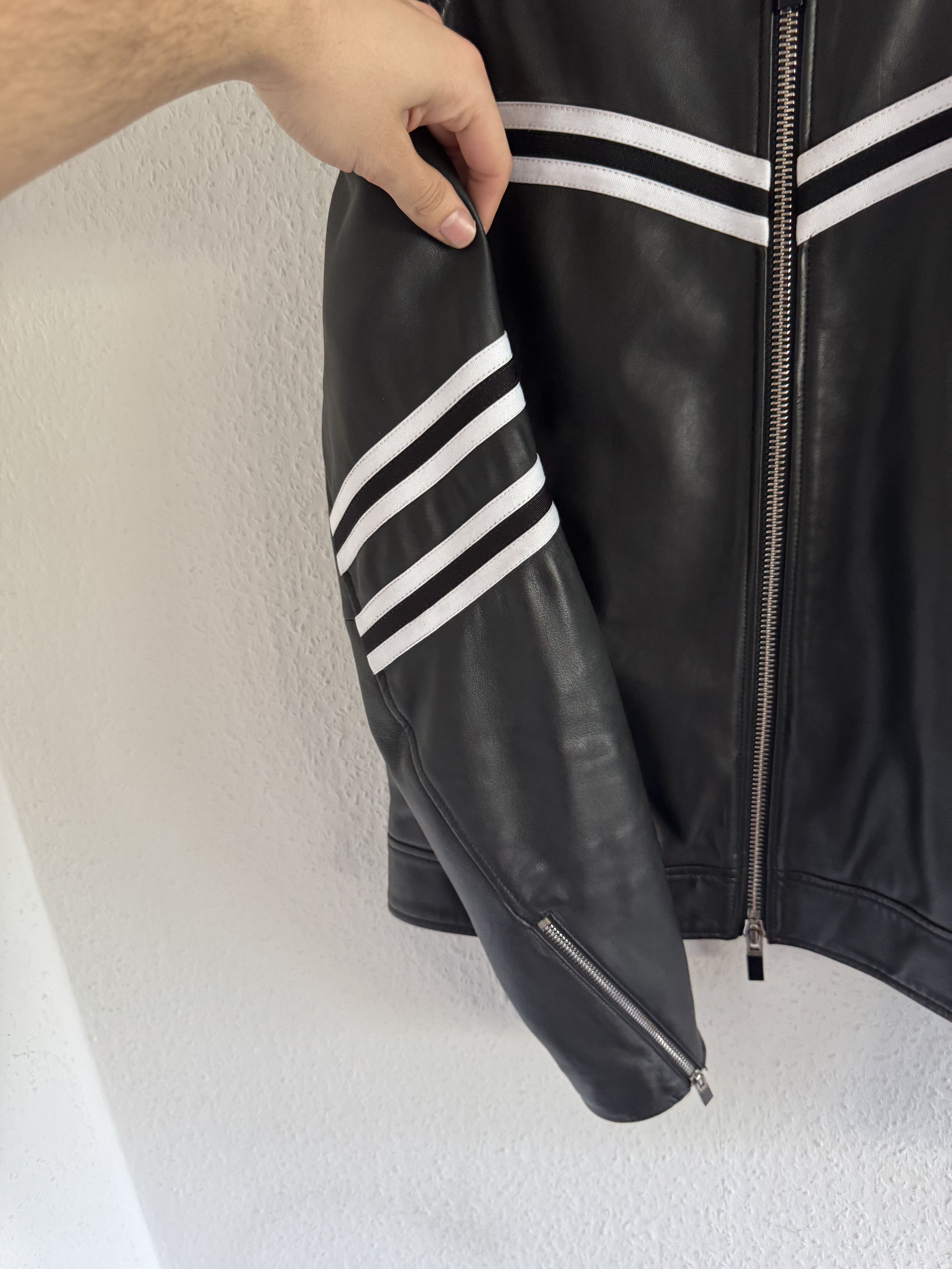 Just Cavalli Resort 2017 Striped Leather Biker Jacket Size US S / EU 44-46 / 1 - 7 Thumbnail