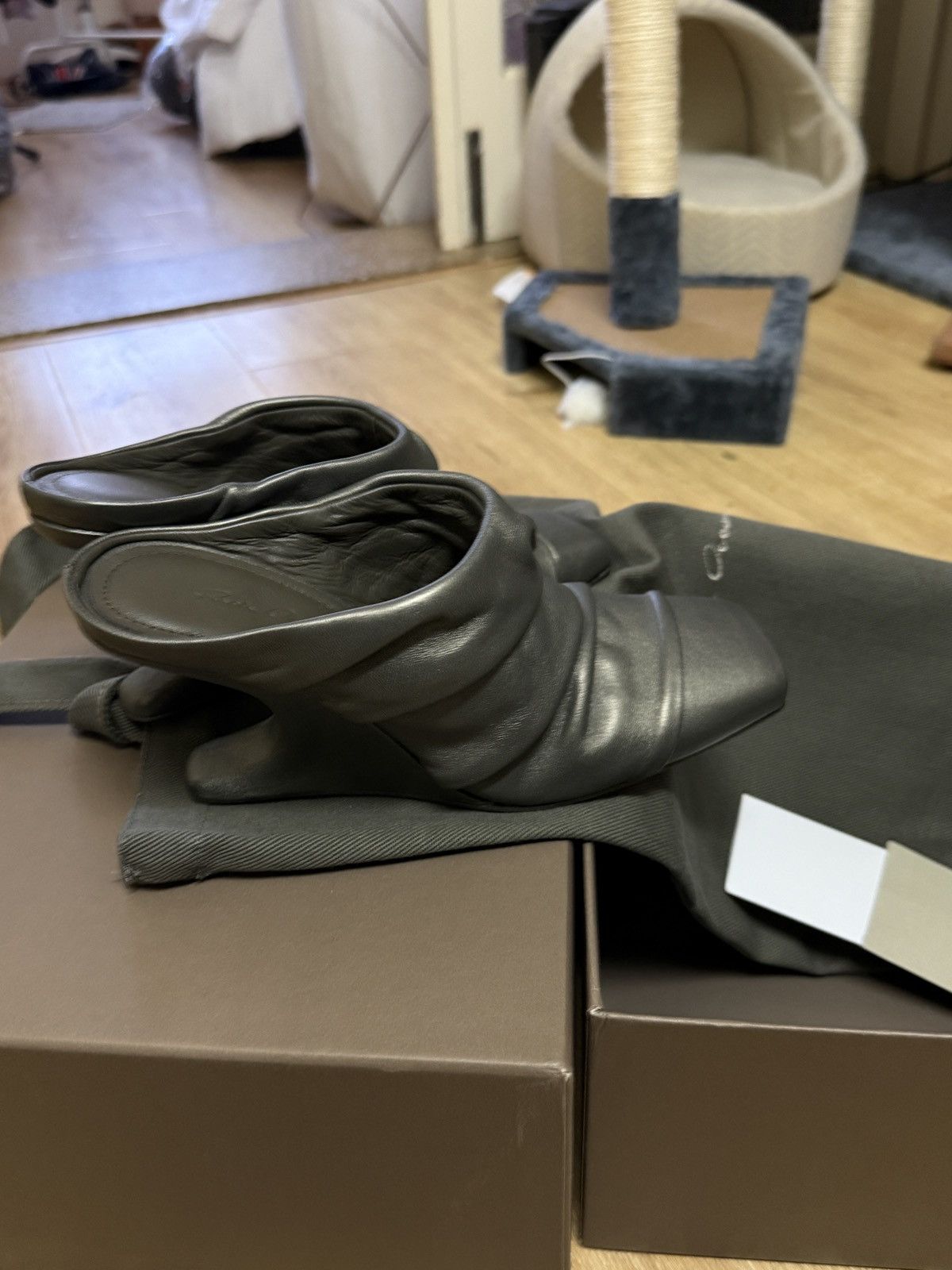 Rick Owens special shaped high heels Size US 8 / IT 38 - 3 Thumbnail